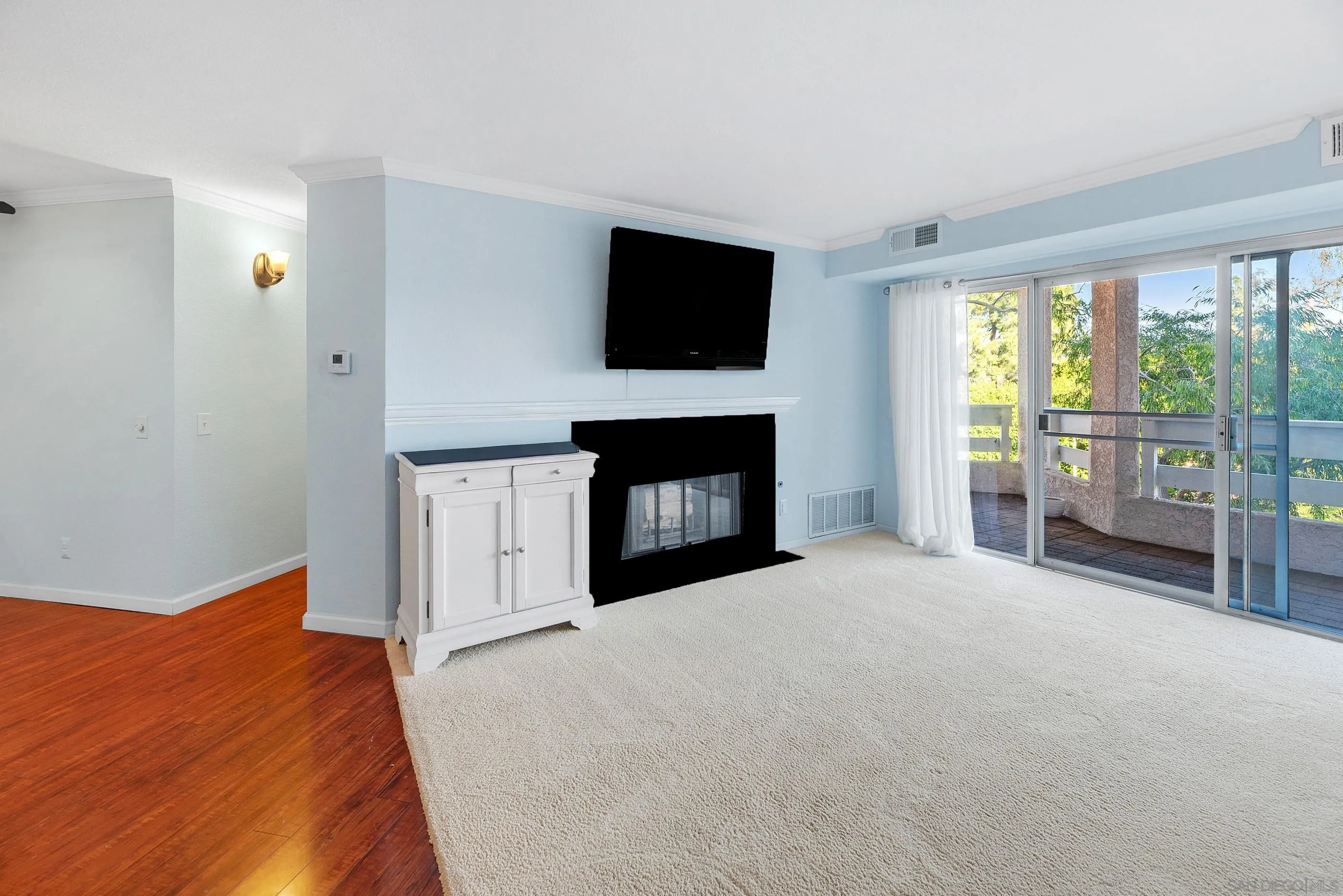 https://cdn.realtyfeed.com/cdn/127/260021500/0317dbe74588b518e802649734cf009b.webp