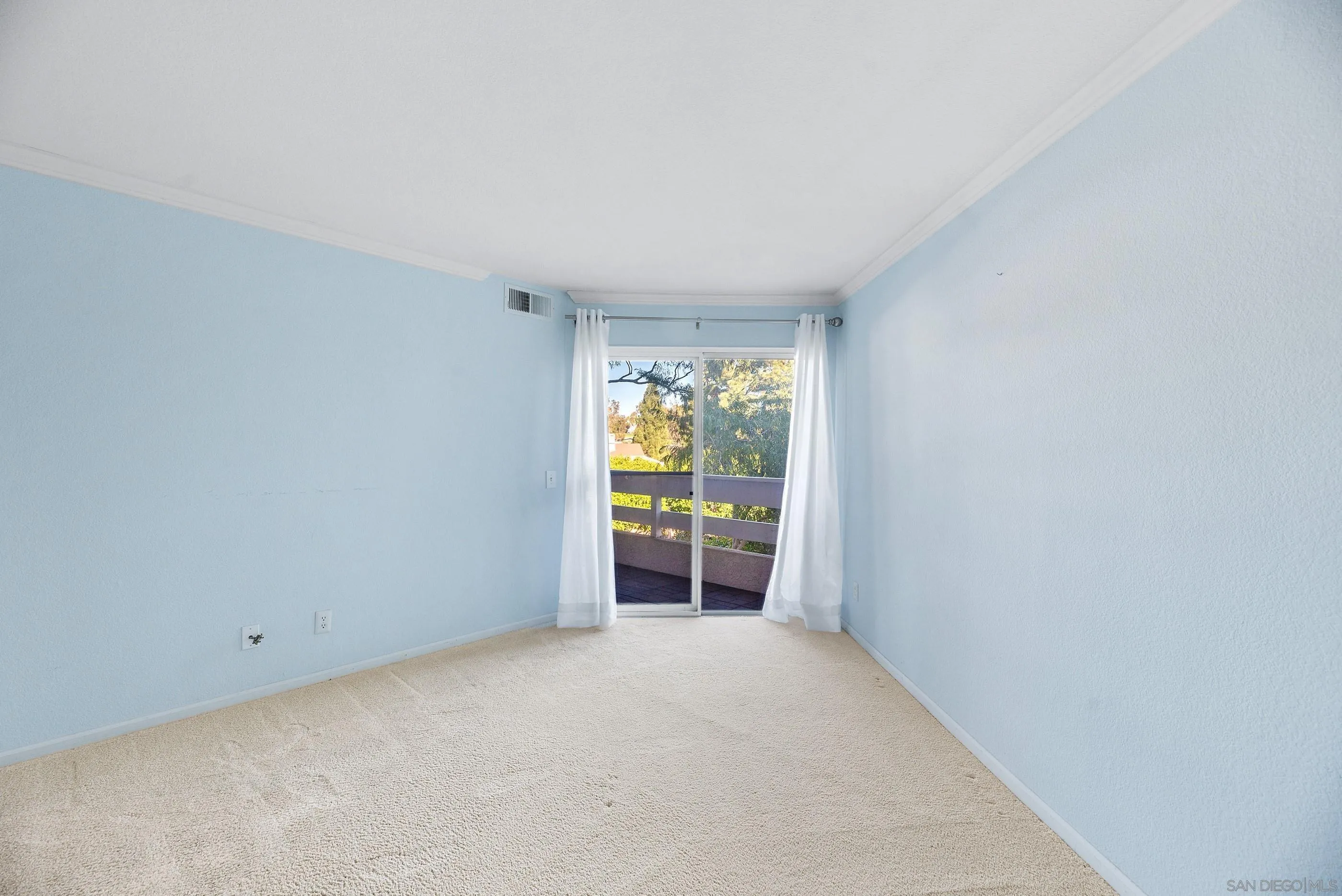 https://cdn.realtyfeed.com/cdn/127/260021500/abf97a67b11b382c303630b7ac98b1e8.webp