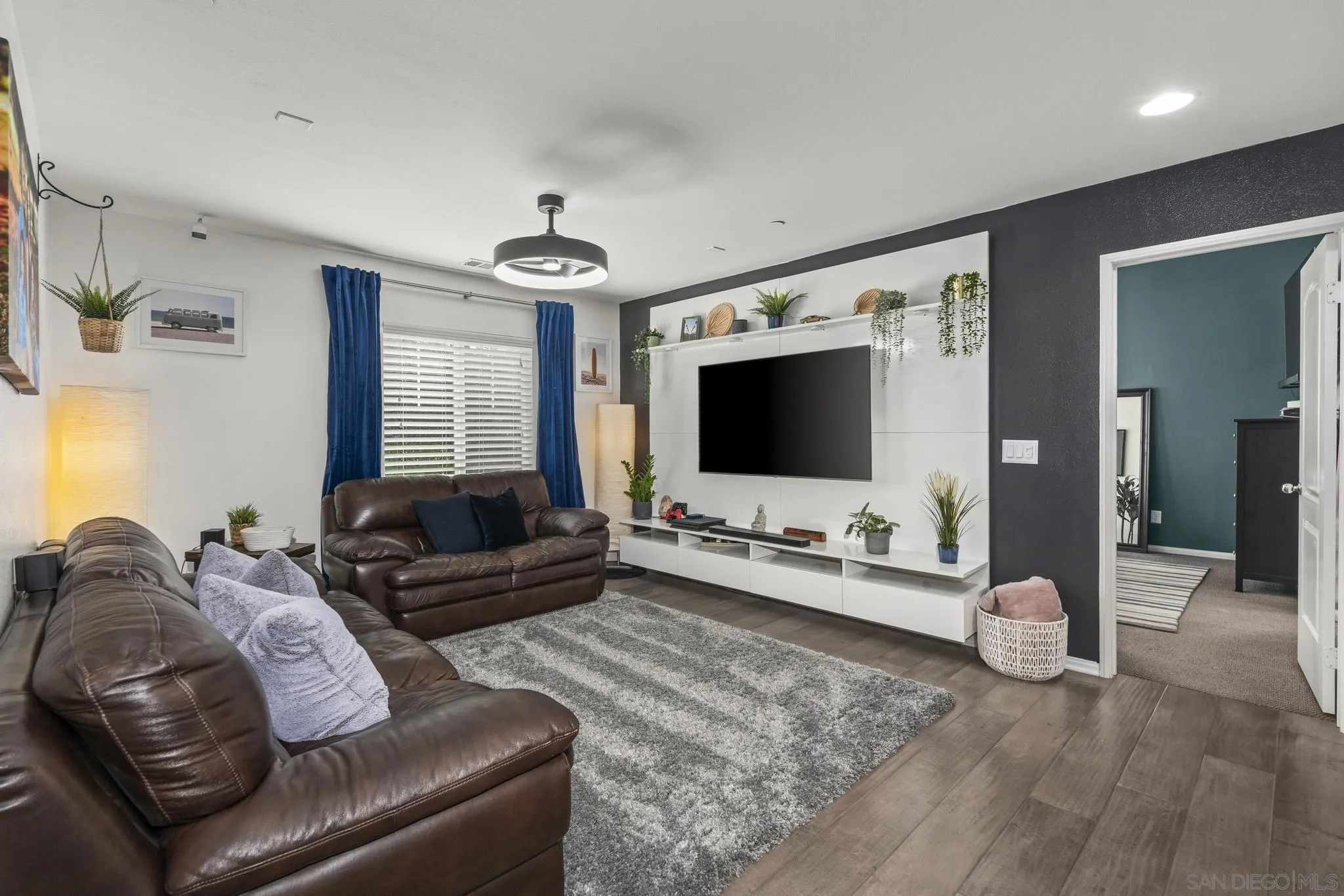 https://cdn.realtyfeed.com/cdn/127/260021505/2214459f30ea6b8123e091e337e2c575.webp