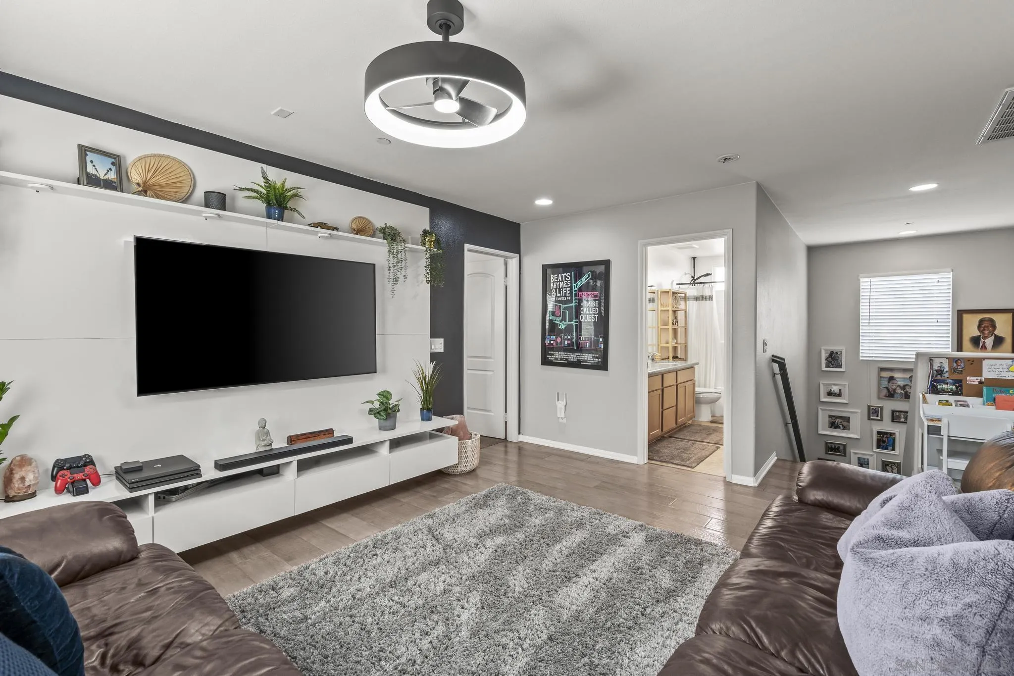 https://cdn.realtyfeed.com/cdn/127/260021505/639b9f6a1af47490e1fc331298efde08.webp