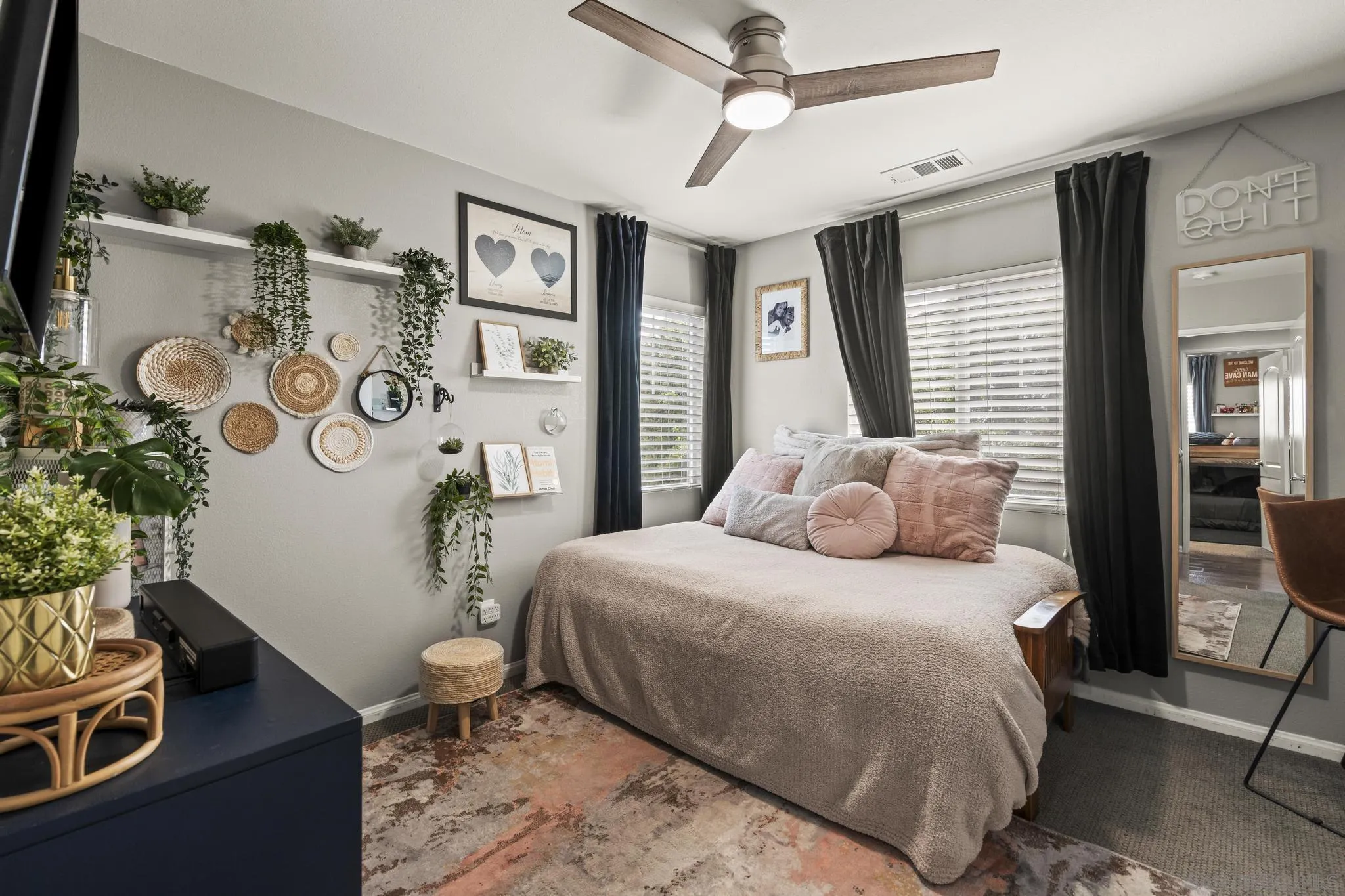 https://cdn.realtyfeed.com/cdn/127/260021505/7356bfa917705aad66124a0aa3d4b1c0.webp