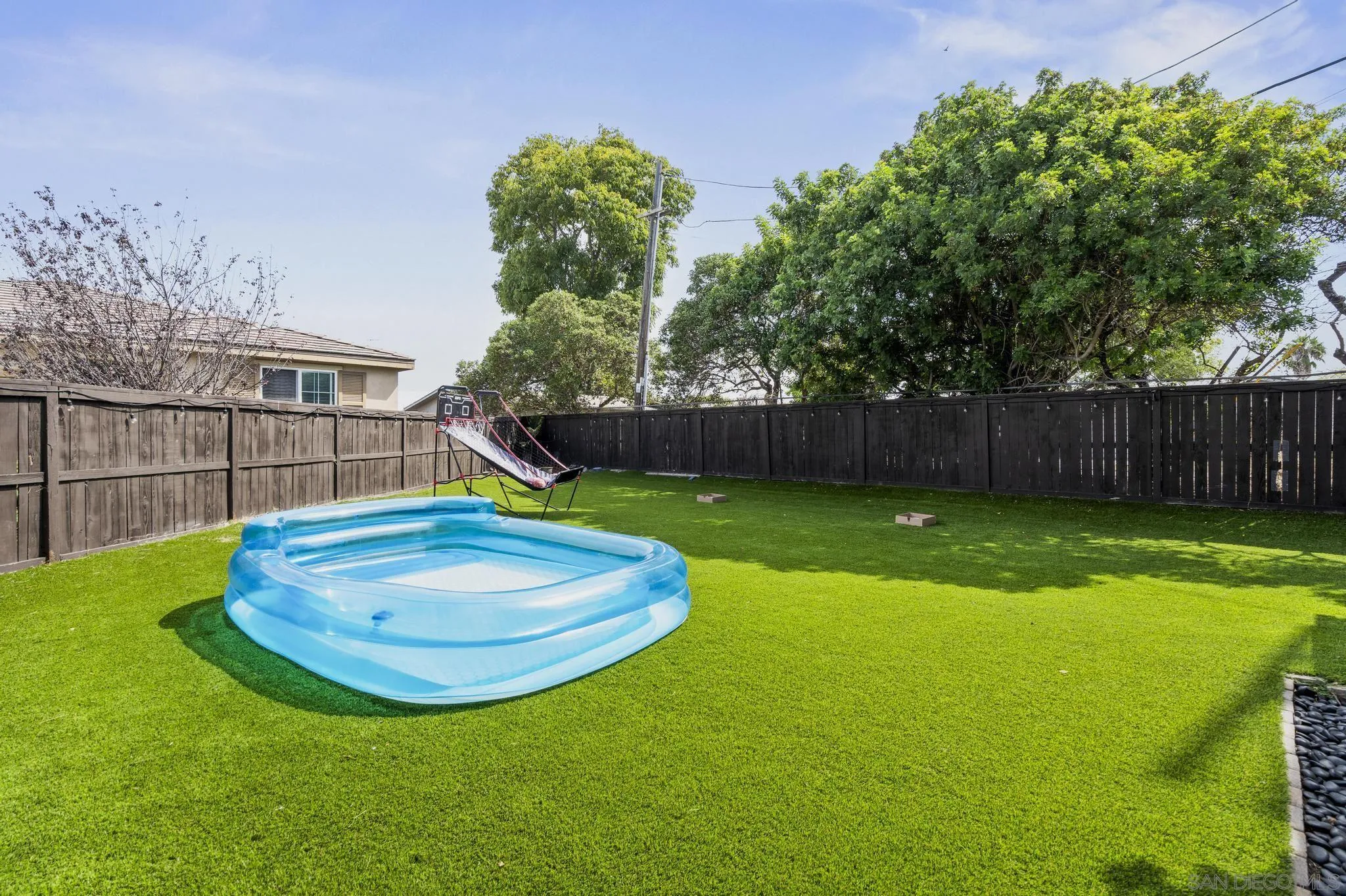 https://cdn.realtyfeed.com/cdn/127/260021505/8b514e9eb6bbbeade261597ac67656fd.webp