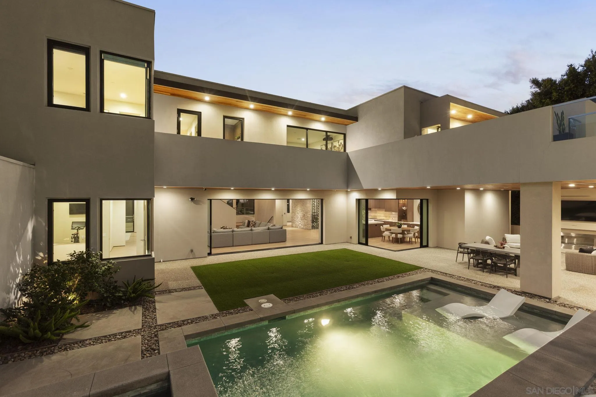 https://cdn.realtyfeed.com/cdn/127/260021509/8175e0ab05d84c1cb050c82dcb51b048.webp