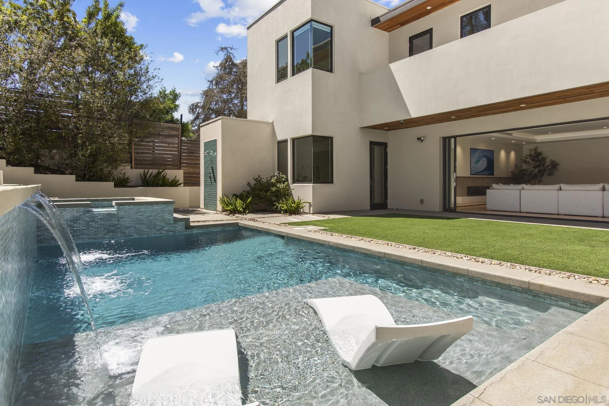 https://cdn.realtyfeed.com/cdn/127/260021509/d2946828f8e2141766d7b9ccb542b05b.webp