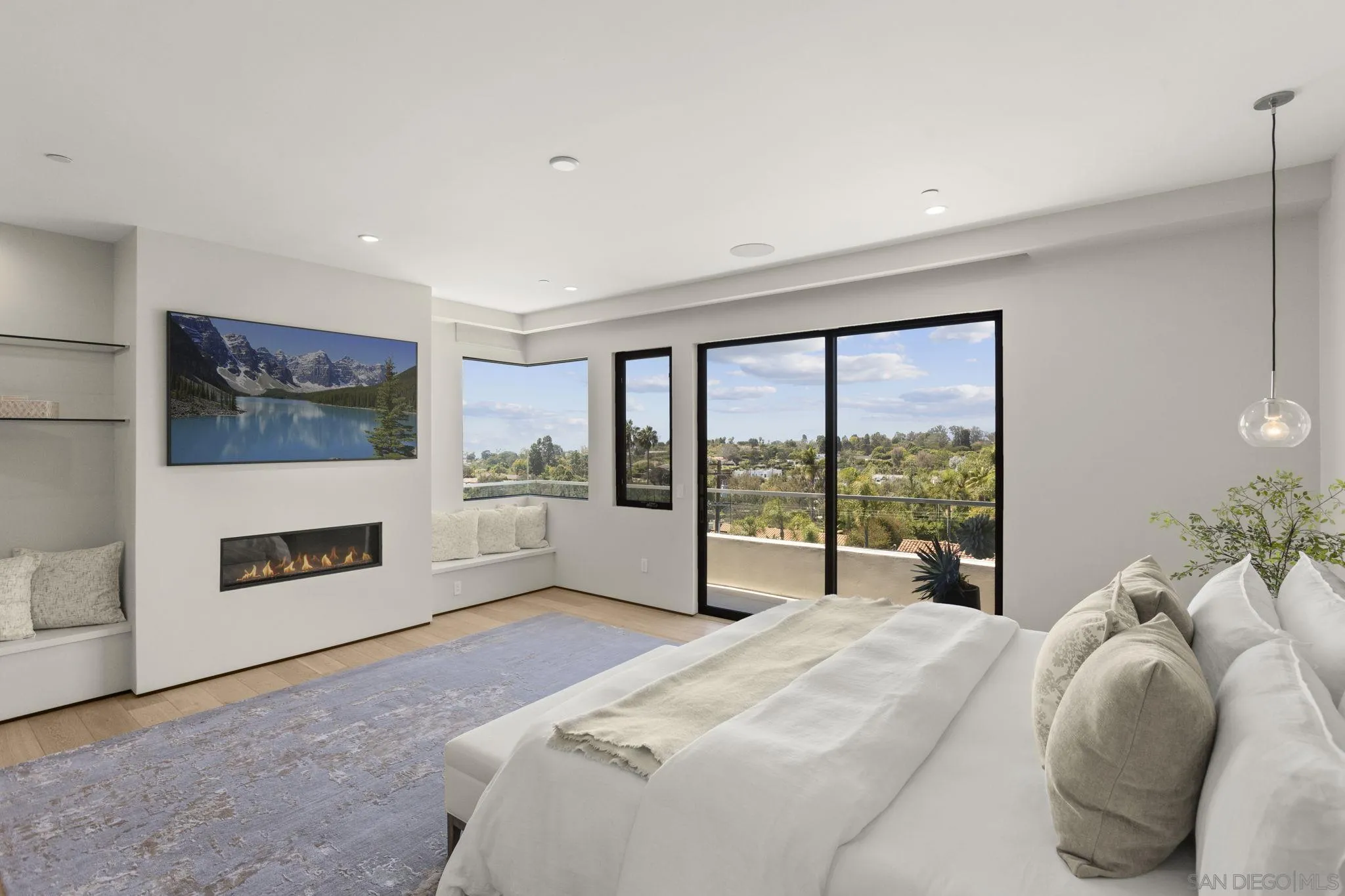 https://cdn.realtyfeed.com/cdn/127/260021509/fdcd2f9e828d4a925c2755fbfc4152fc.webp