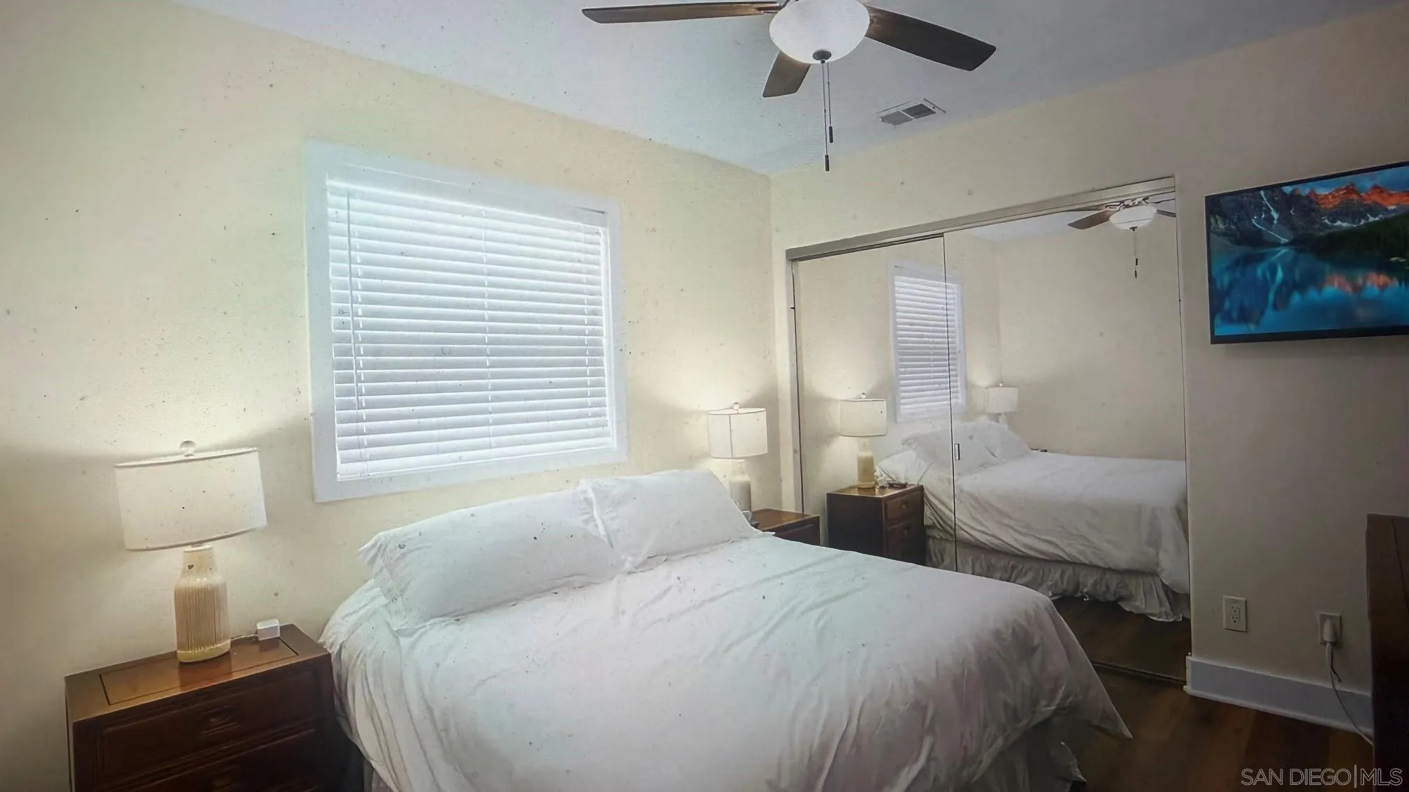 https://cdn.realtyfeed.com/cdn/127/260021510/2eadf33194fdbb29dba1808ab24add8a.webp