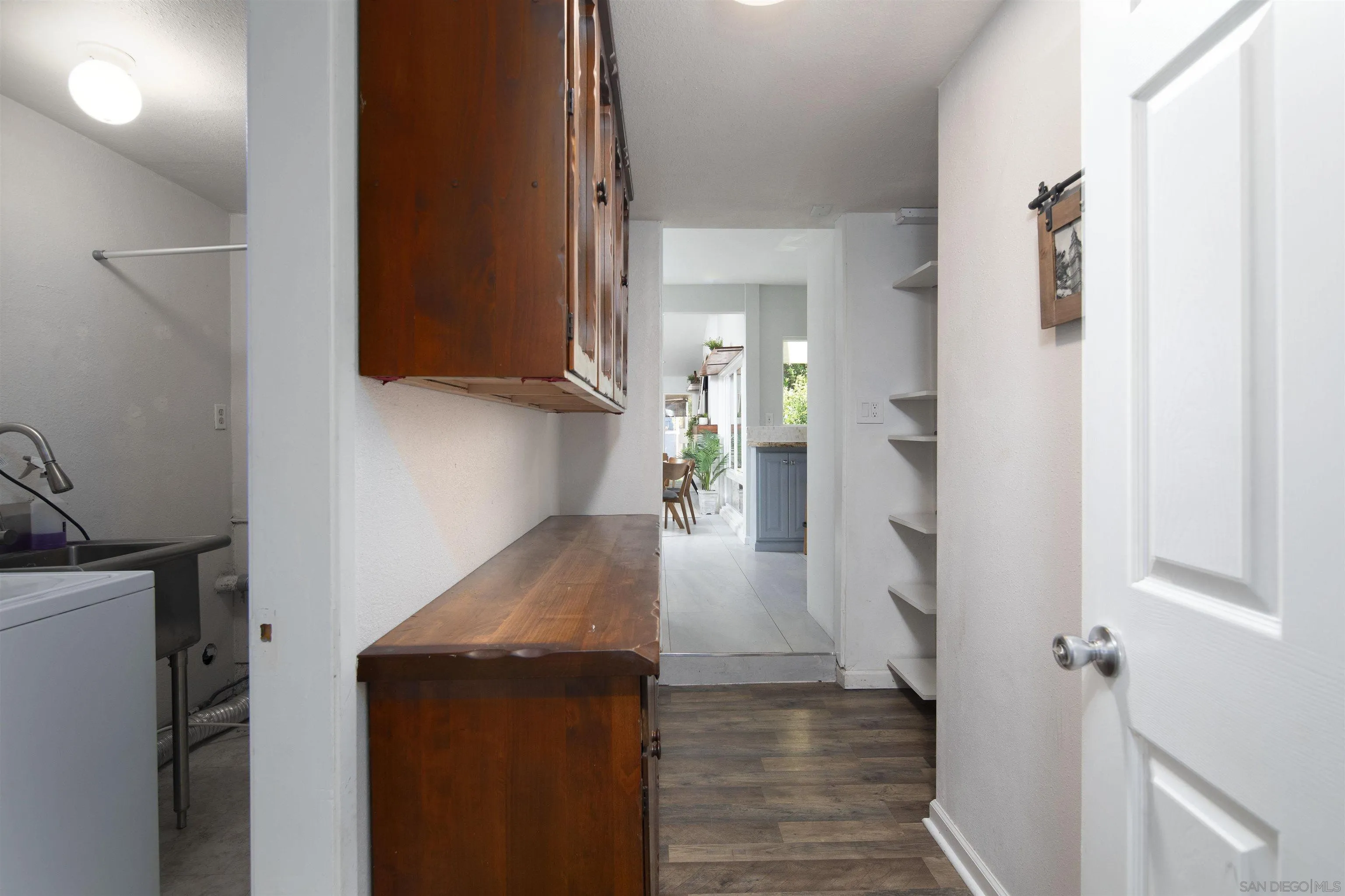 https://cdn.realtyfeed.com/cdn/127/260021514/b5ef303b330d3005a1c6bb0d2117cd5e.webp