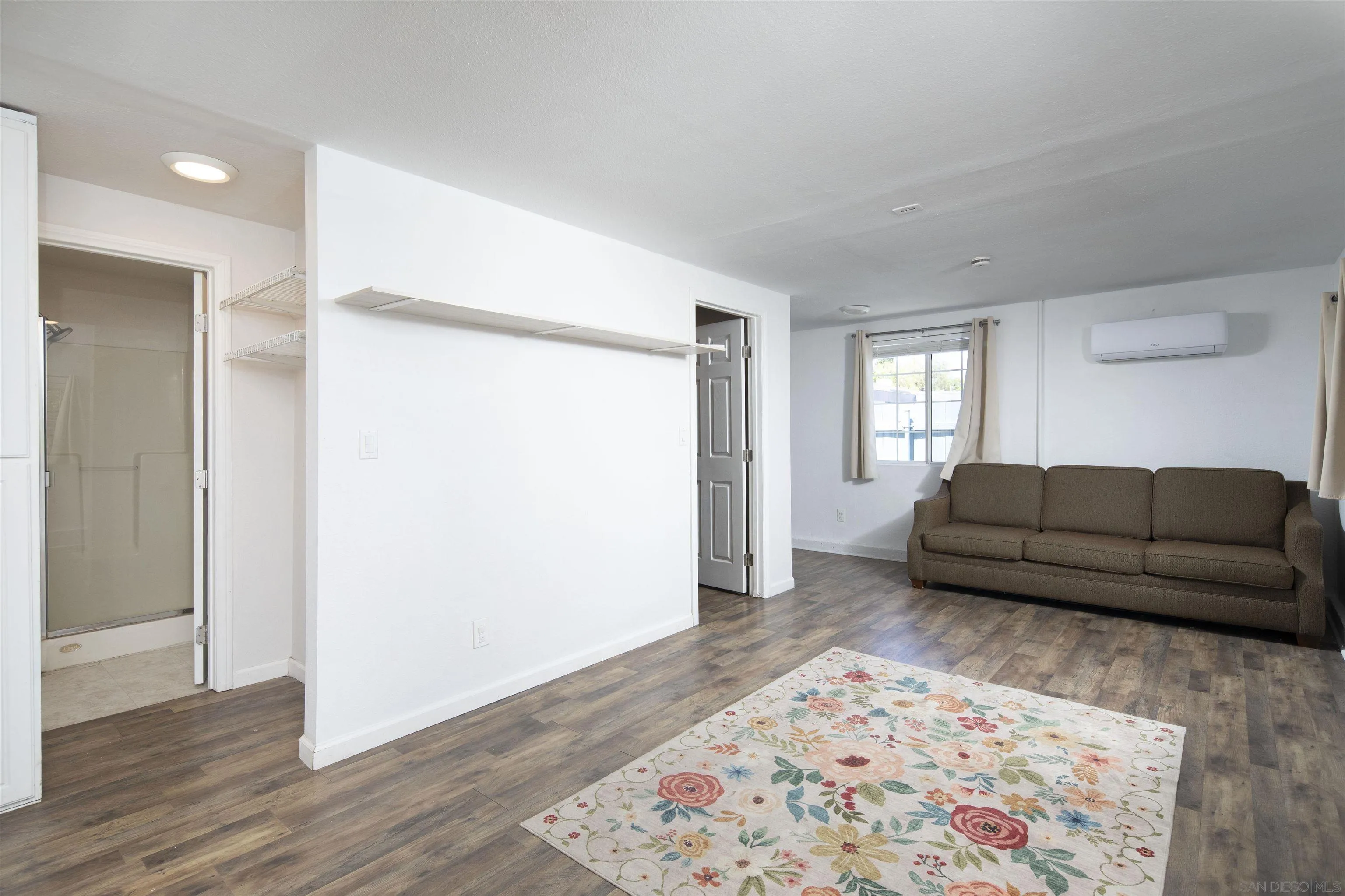 https://cdn.realtyfeed.com/cdn/127/260021514/e31c3af77b6f8531e1d453ed38406e60.webp