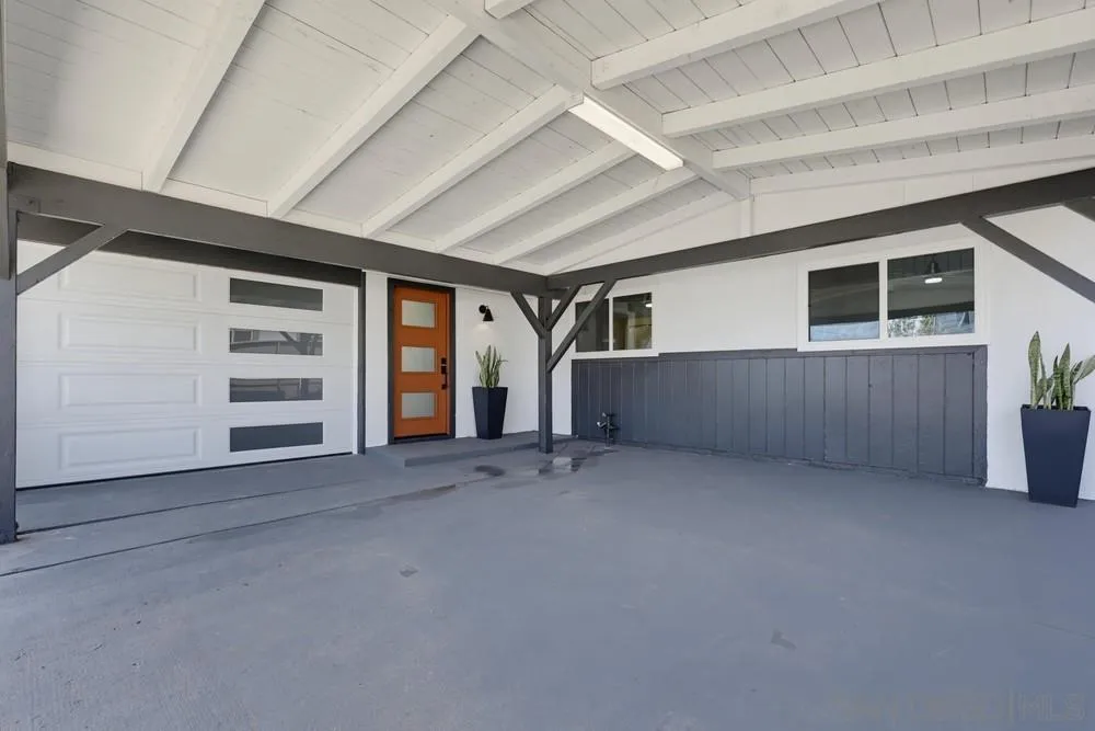 https://cdn.realtyfeed.com/cdn/127/260021515/083a19fc5a4f7b7dbece0b1b7b390565.webp