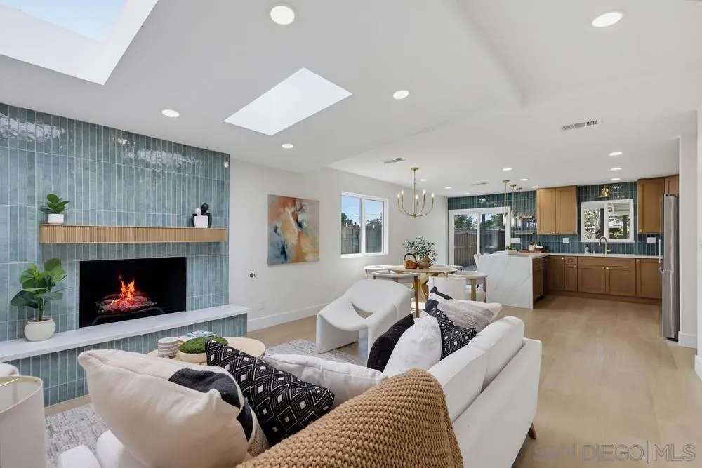 https://cdn.realtyfeed.com/cdn/127/260021515/4b8a4dd0bc7af3cfb40c82dcf547f551.webp
