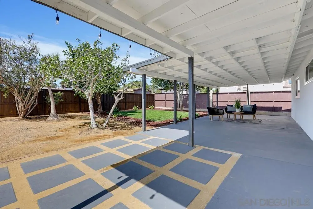https://cdn.realtyfeed.com/cdn/127/260021515/6ec3eb632b720d6488ba54bf4ceab09d.webp
