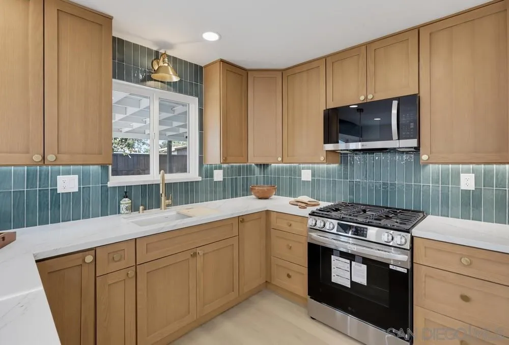 https://cdn.realtyfeed.com/cdn/127/260021515/abbba46ea1b49728d5165addf45a75af.webp