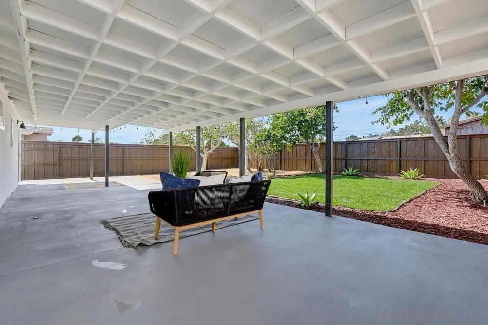 https://cdn.realtyfeed.com/cdn/127/260021515/d2d1547a47bcb7b80d9d15e448ce35c7.webp