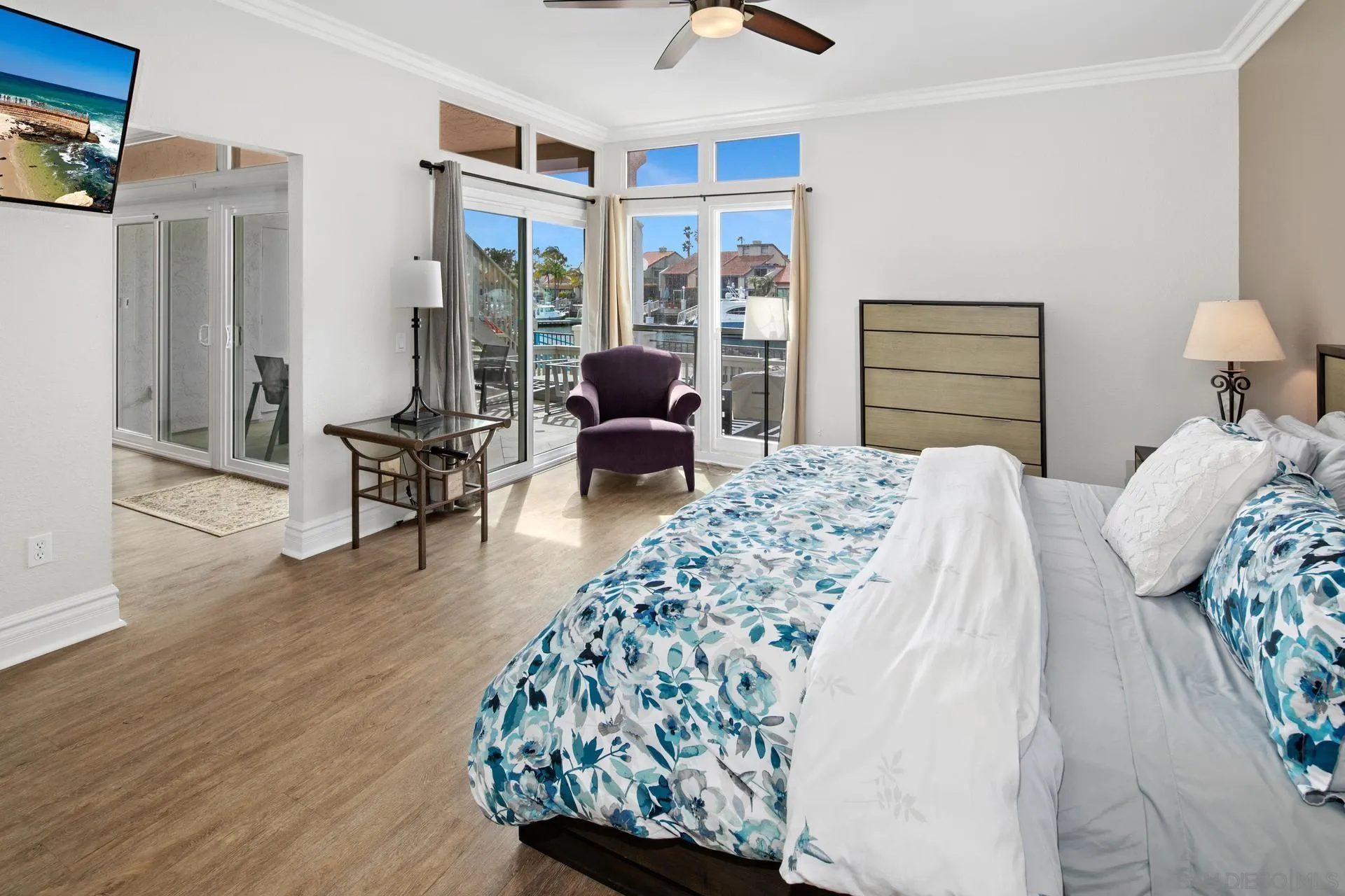 https://cdn.realtyfeed.com/cdn/127/260021516/1b1b8c94993ec95034939eac3326601a.webp