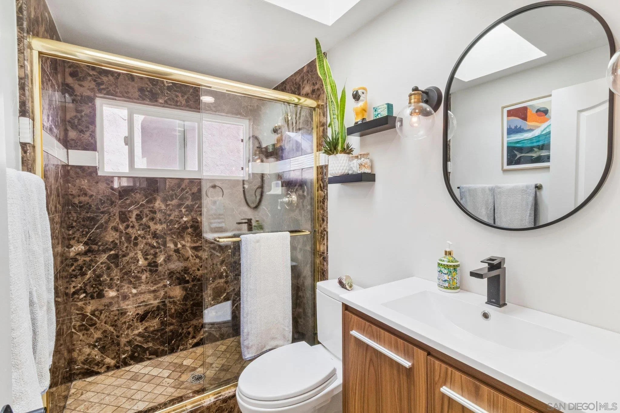 https://cdn.realtyfeed.com/cdn/127/260021517/55769fb17bbb1318ab557b397cb2fa2f.webp