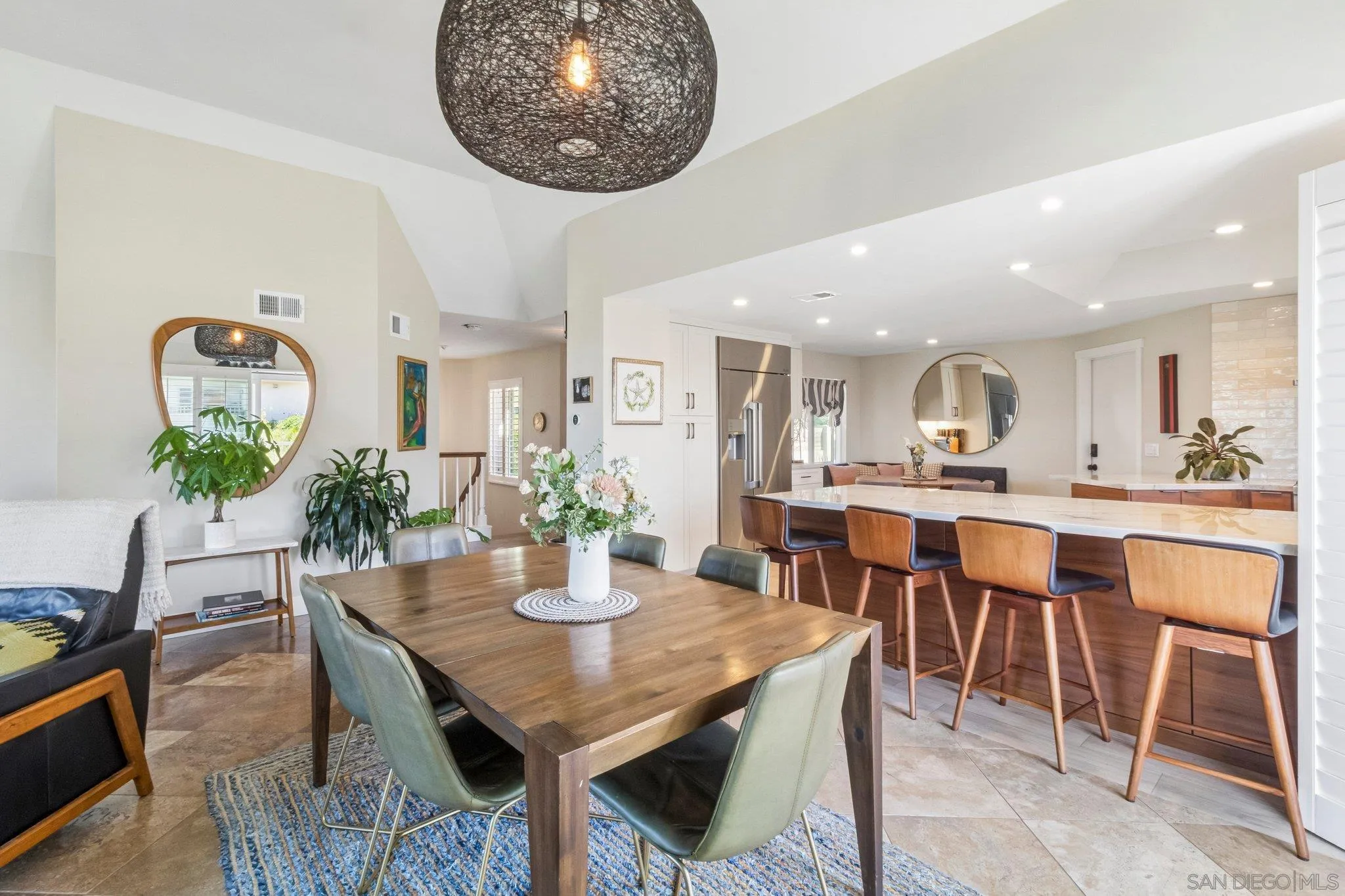 https://cdn.realtyfeed.com/cdn/127/260021517/a08103f4cb0eca5636ade8792888b394.webp