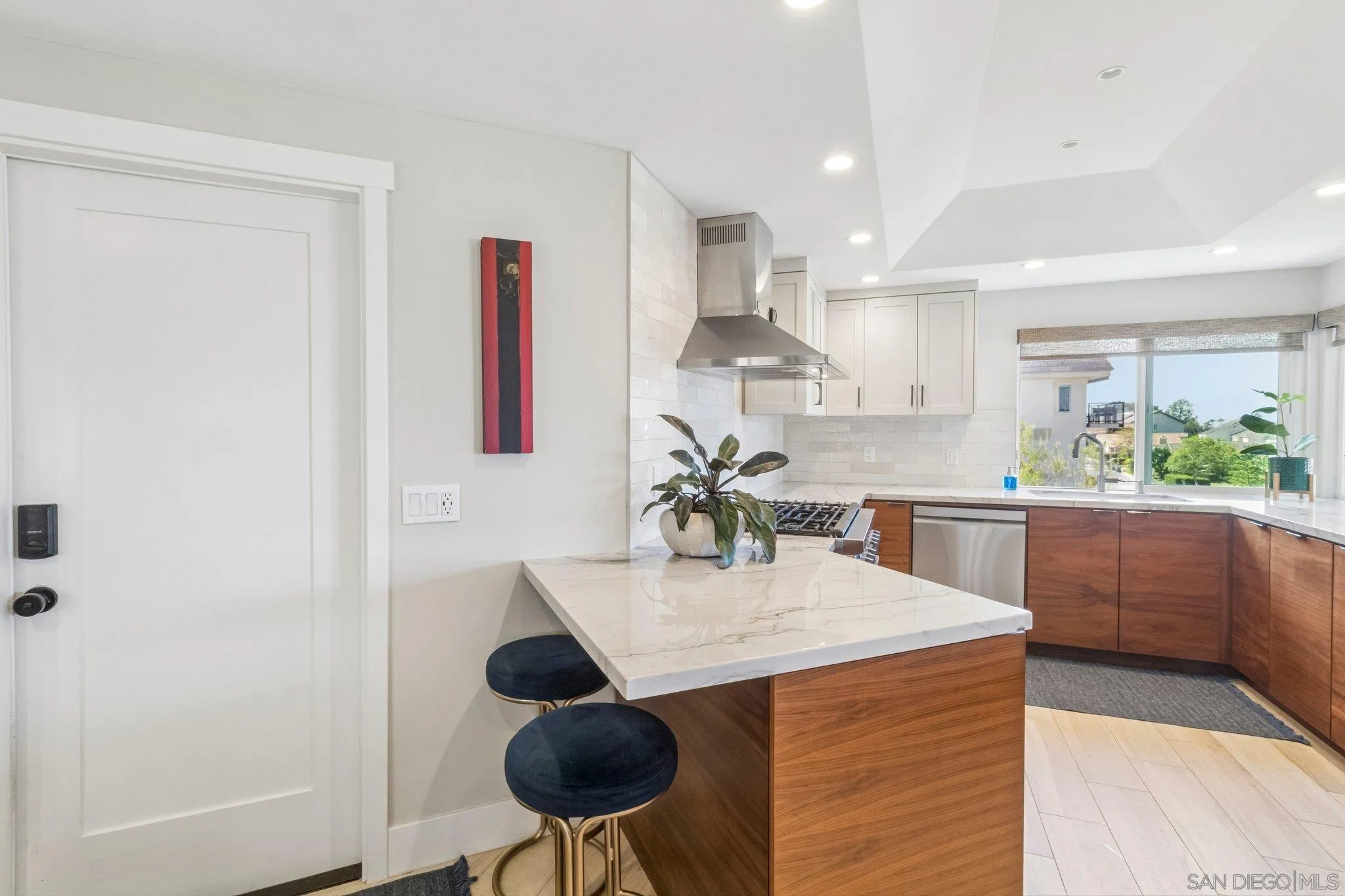 https://cdn.realtyfeed.com/cdn/127/260021517/c811be2e543f33edaf3b87e682baf282.webp