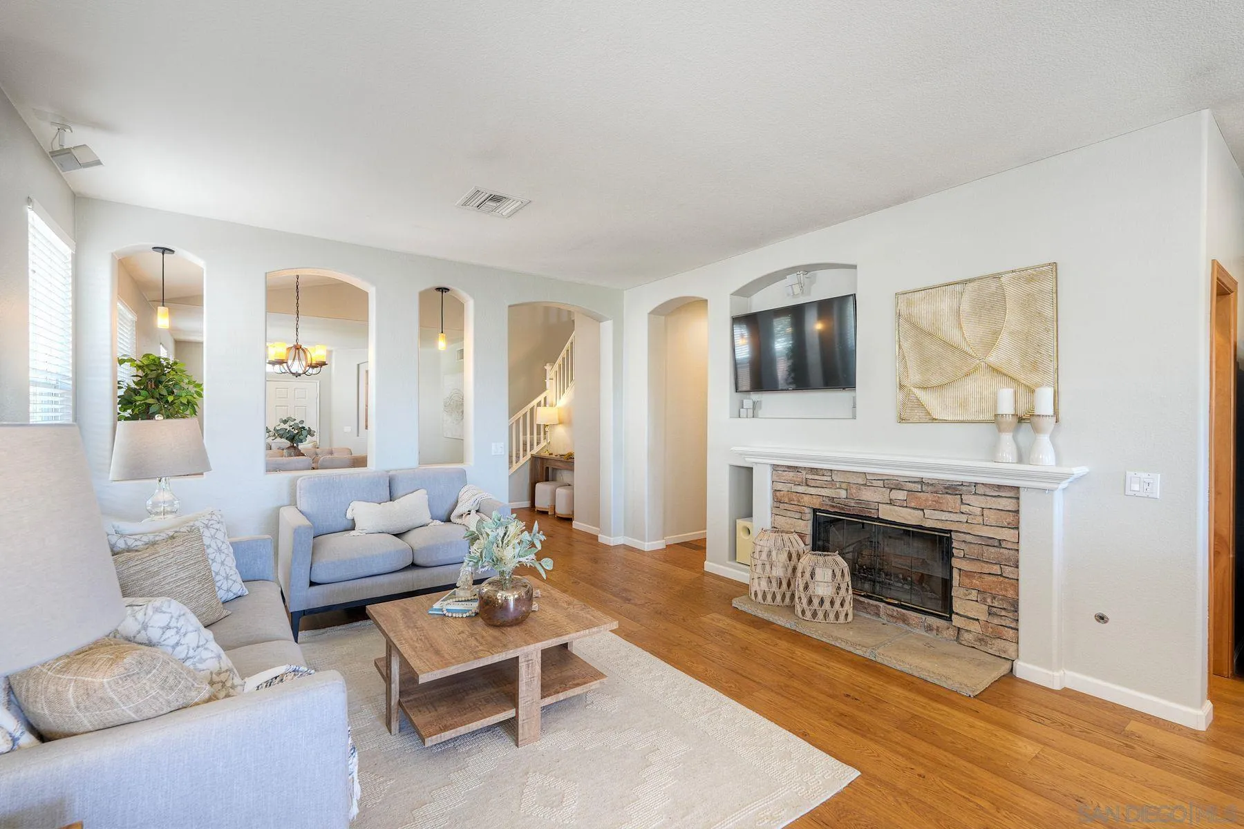 https://cdn.realtyfeed.com/cdn/127/260021518/3e3034d88e143dae41860b35549d65f8.webp