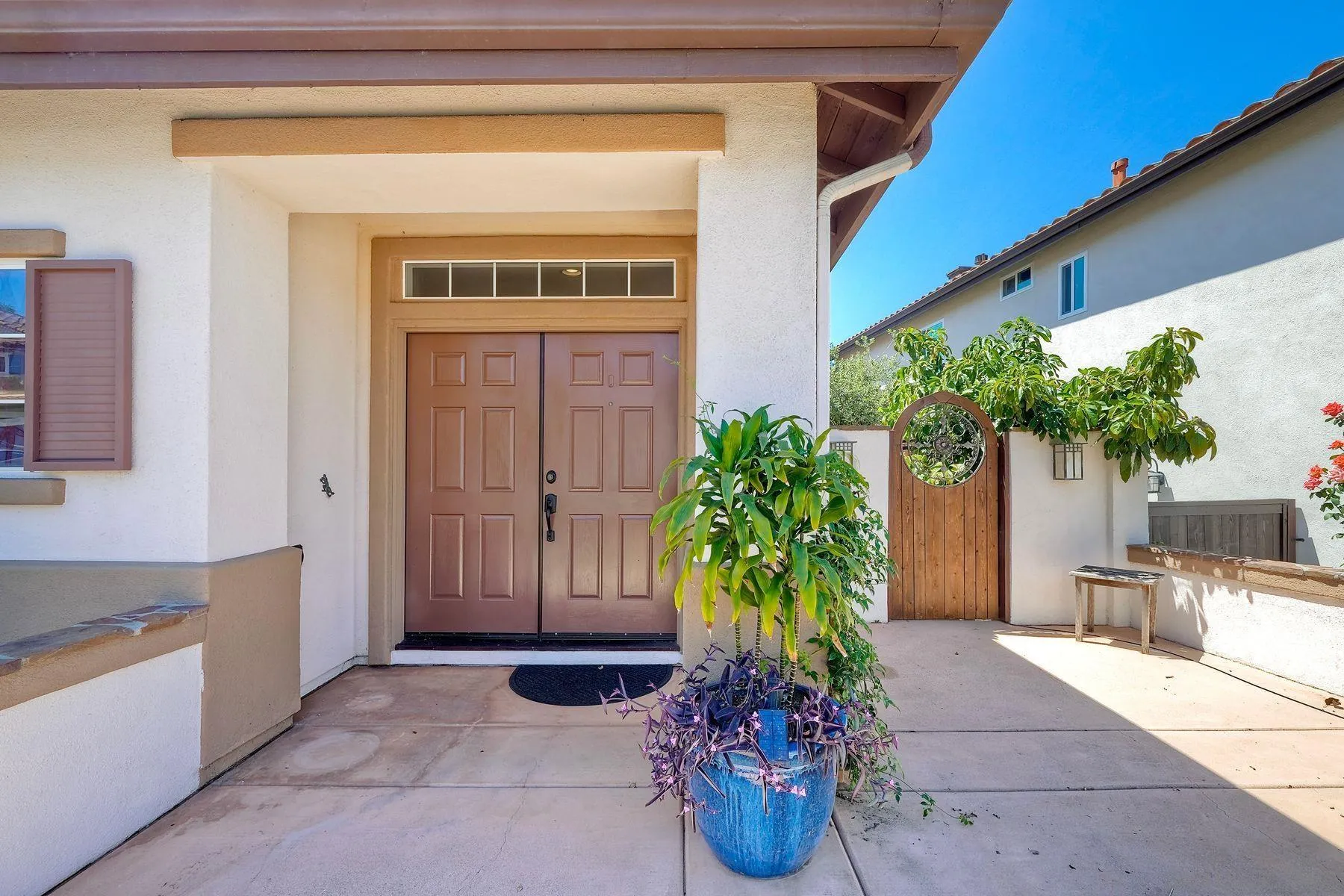 https://cdn.realtyfeed.com/cdn/127/260021518/969fbaddbf5da7d5f2df218d2bf8d3ed.webp