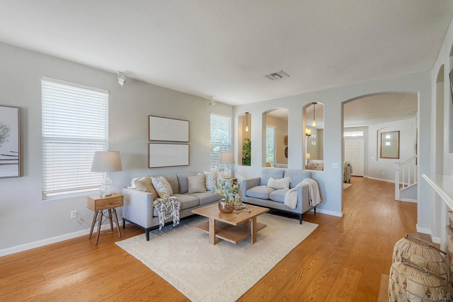 https://cdn.realtyfeed.com/cdn/127/260021518/f1fcf7ddb58ab84d9c9510adde6336d1.webp