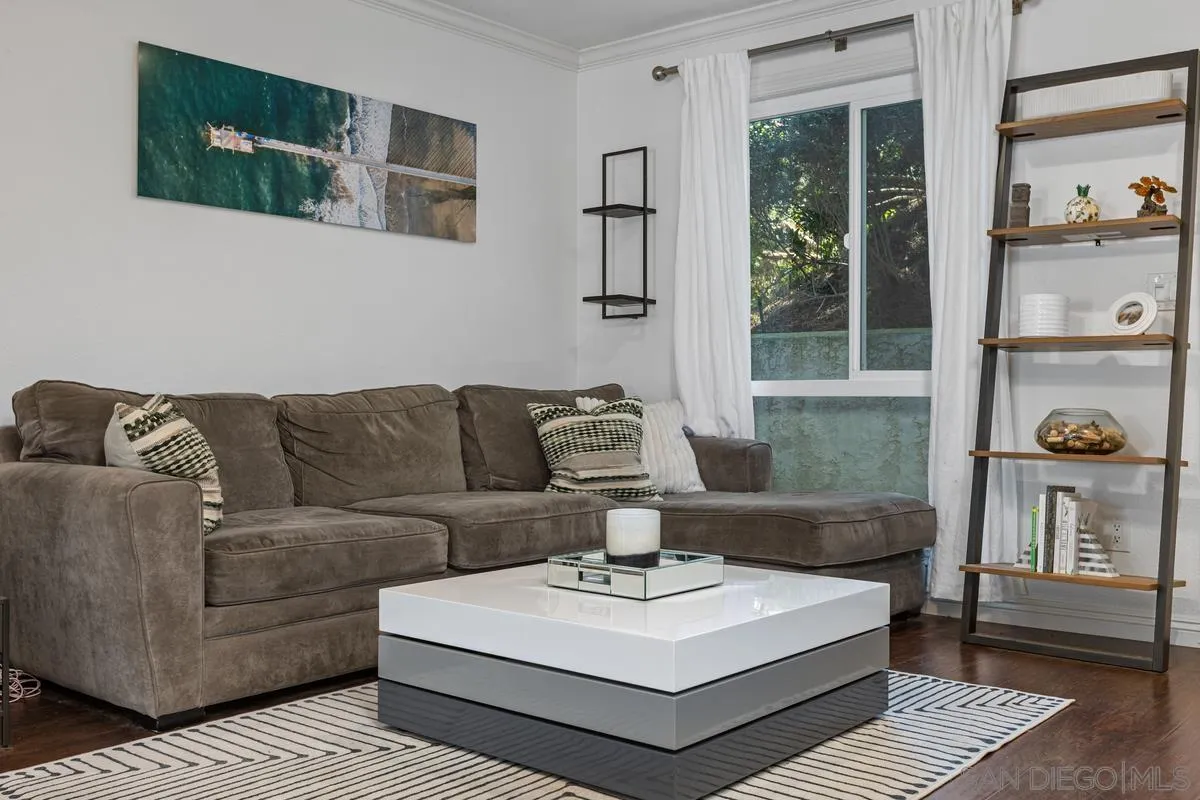 https://cdn.realtyfeed.com/cdn/127/260021520/6bc2e9ce219dc068b68e3a4d1e2e5852.webp