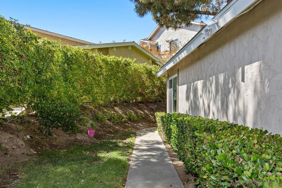 https://cdn.realtyfeed.com/cdn/127/260021520/d273a6af827ac911885bae26a0ed181d.webp