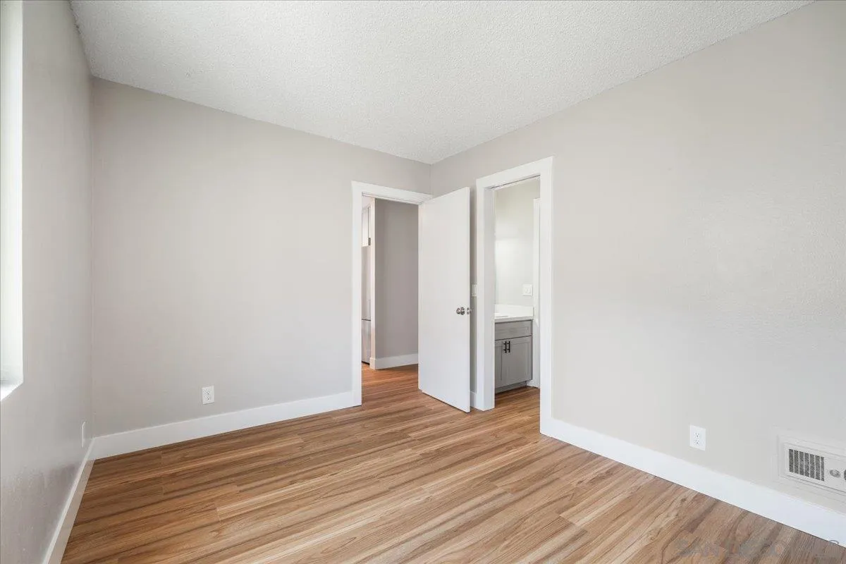 https://cdn.realtyfeed.com/cdn/127/260021521/5ae34dda356730269d296e61558c5303.webp