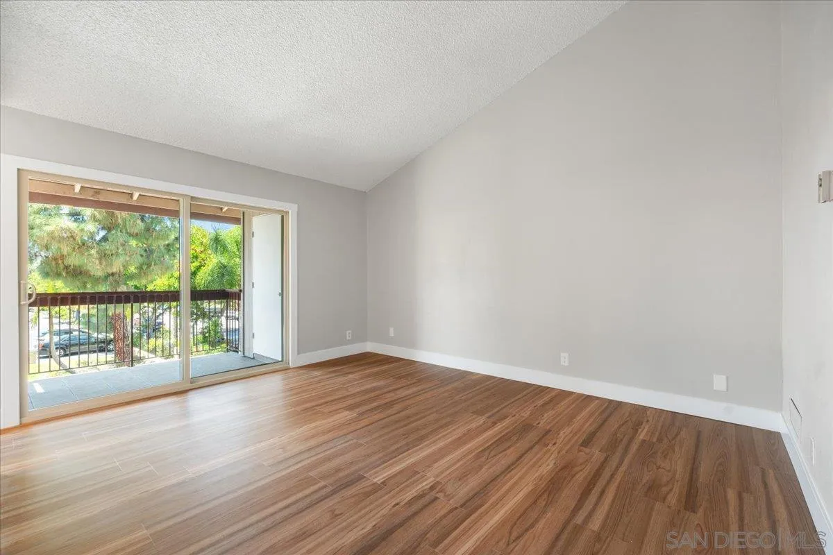 https://cdn.realtyfeed.com/cdn/127/260021521/a0f167b498dbbcf8593d45906a6ddf64.webp