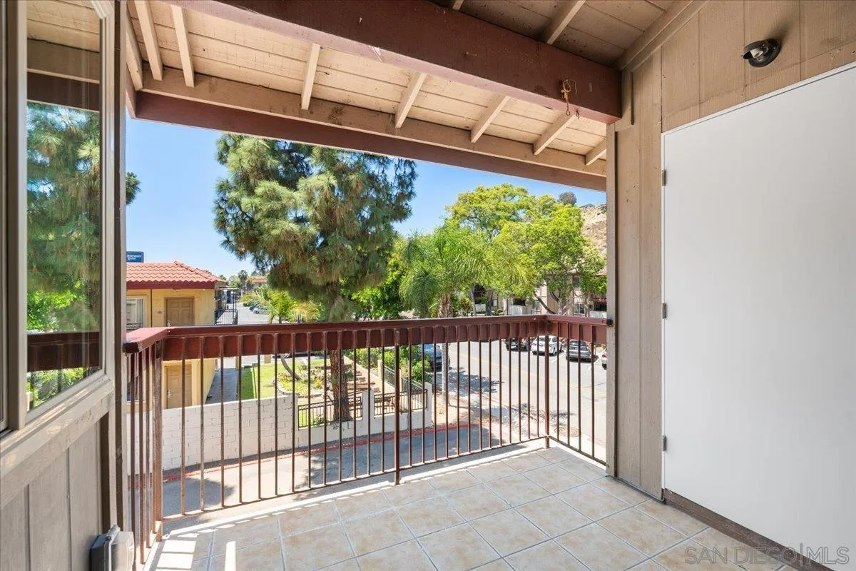 https://cdn.realtyfeed.com/cdn/127/260021521/e260f4d04d83dc0150c150d1be516a64.webp