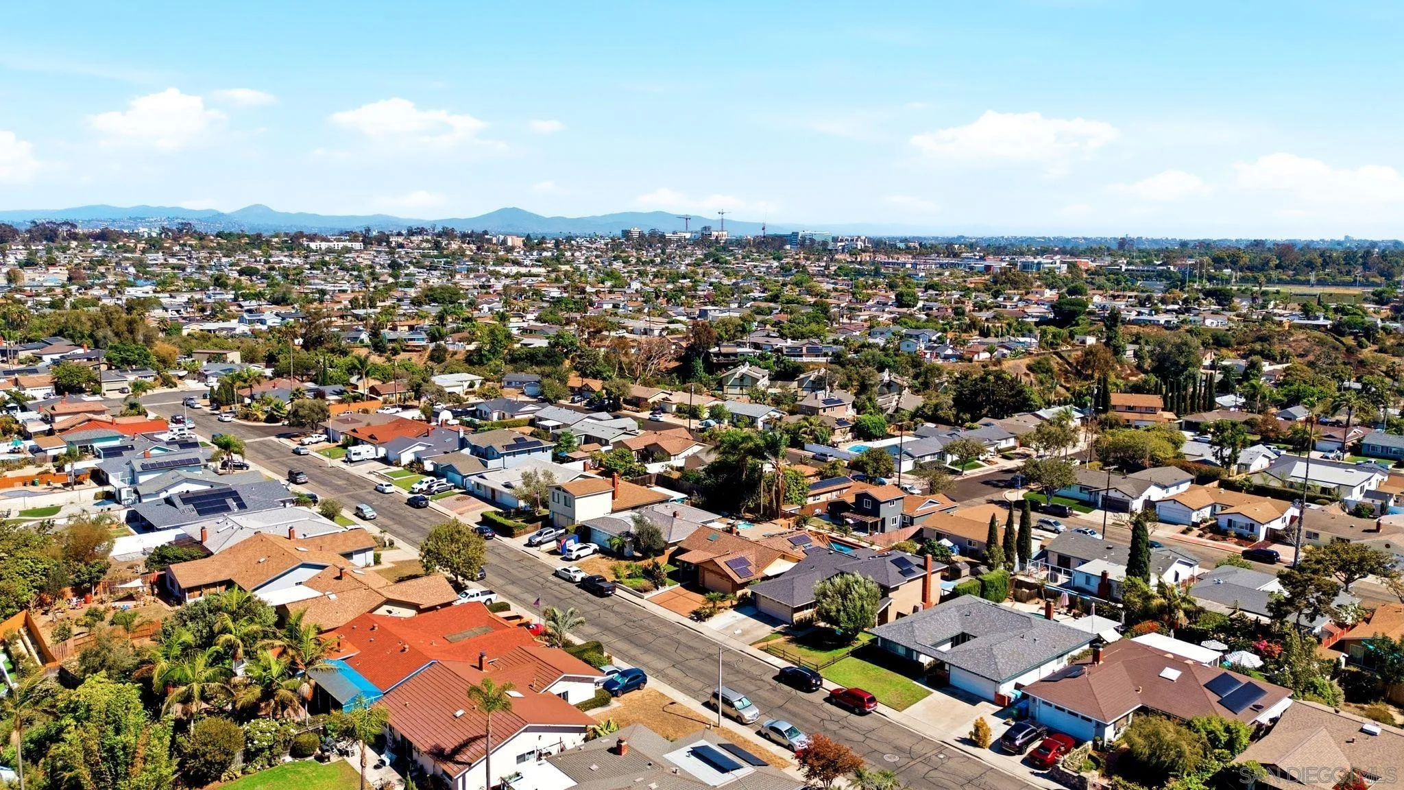 https://cdn.realtyfeed.com/cdn/127/260021522/a7b6f018b6af6ffdc6d5bc921cc75e36.webp