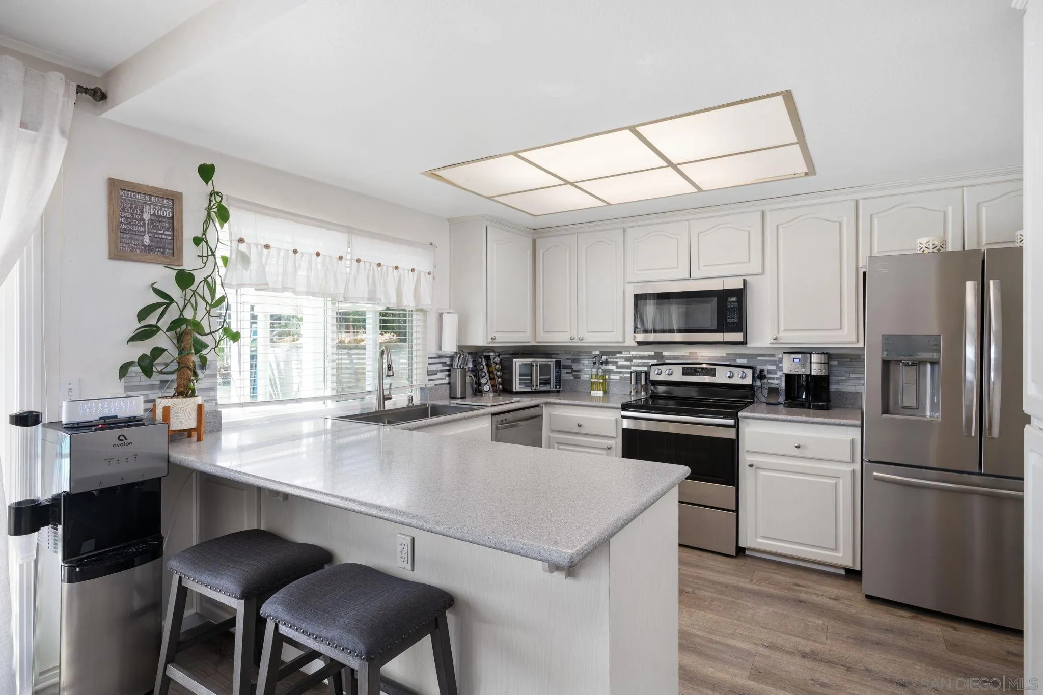 https://cdn.realtyfeed.com/cdn/127/260021523/0f20d882fc22784ed9fc49e20a97eb34.webp