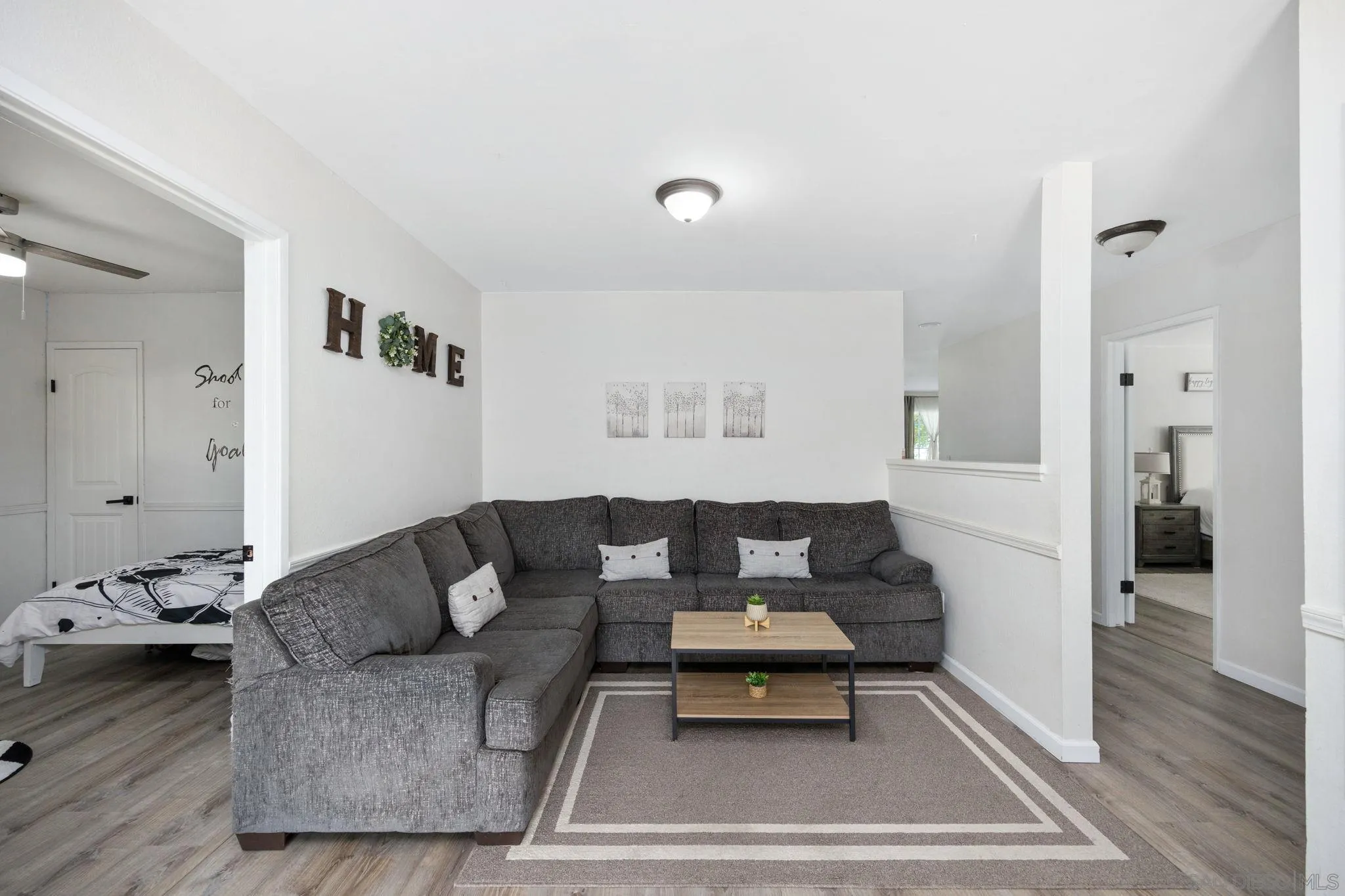 https://cdn.realtyfeed.com/cdn/127/260021523/15ffcf1234c8a40eb8a68392cd8d3b96.webp