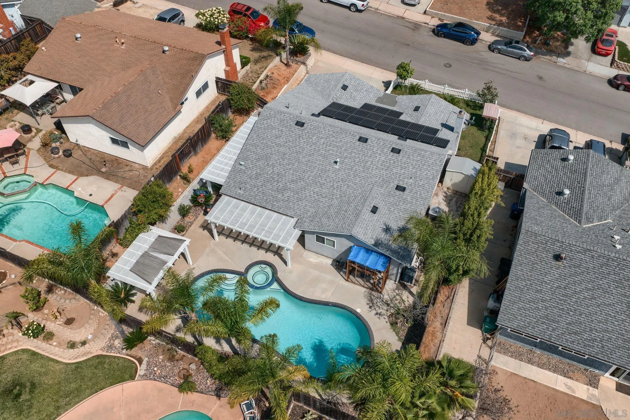 https://cdn.realtyfeed.com/cdn/127/260021523/483495e5532a19483bc7487239b89103.webp
