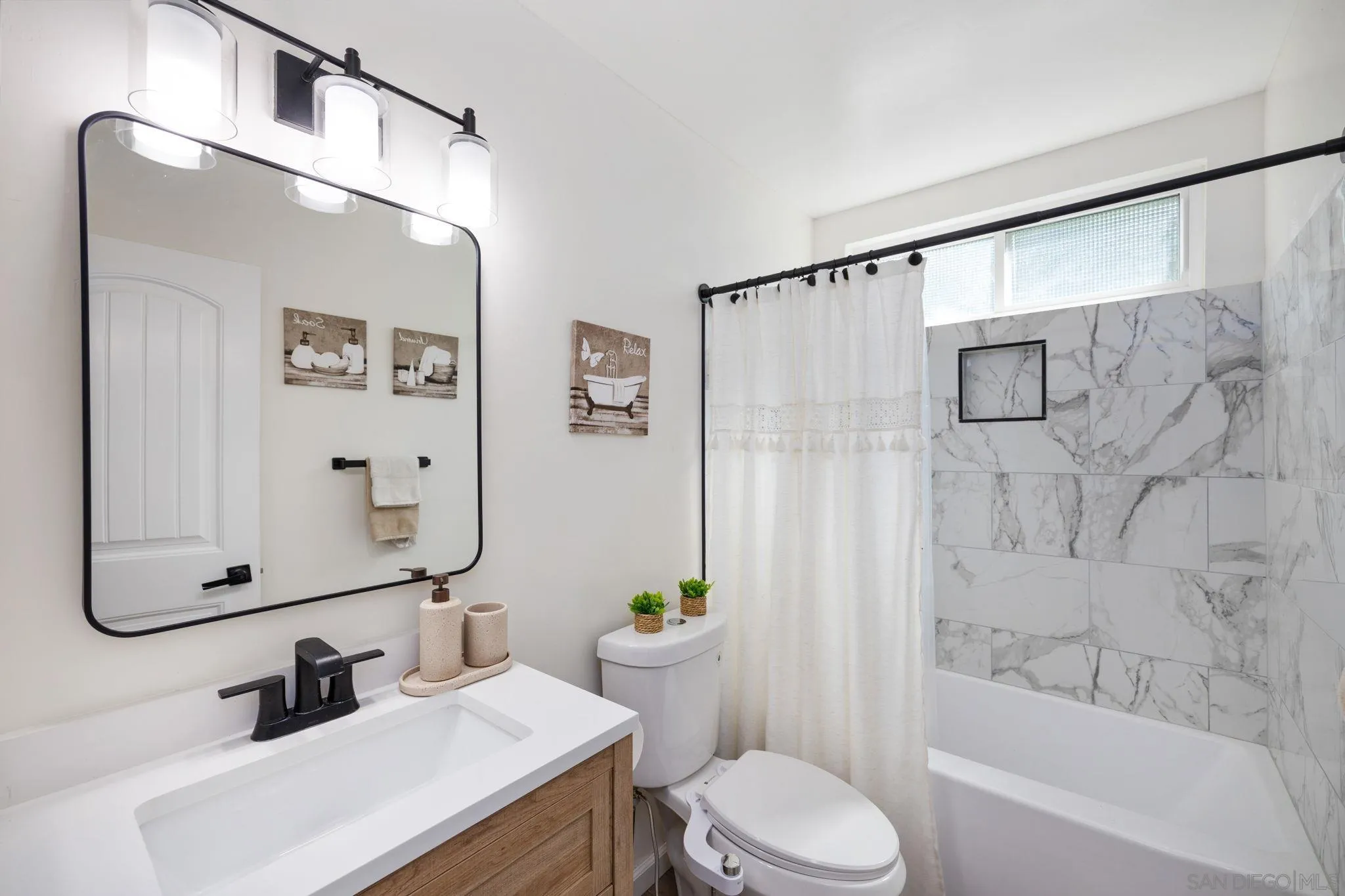 https://cdn.realtyfeed.com/cdn/127/260021523/c6721b418a76a58e6c37a15a043dd915.webp