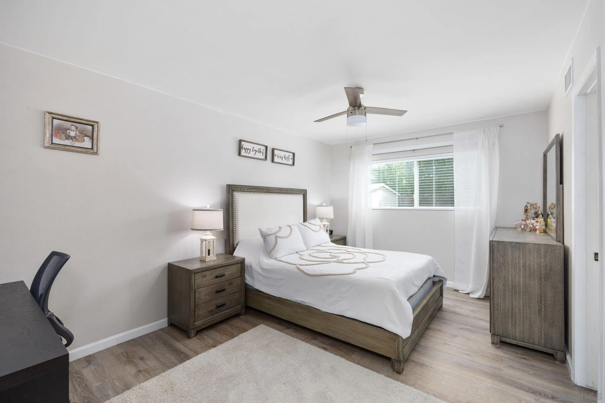 https://cdn.realtyfeed.com/cdn/127/260021523/e745a115bad53519457315a324c96bf5.webp