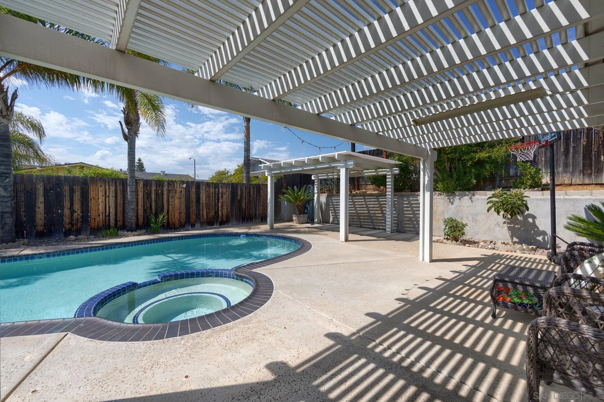 https://cdn.realtyfeed.com/cdn/127/260021523/f8604b8c4362cdd3da4724f32ed9bcdb.webp