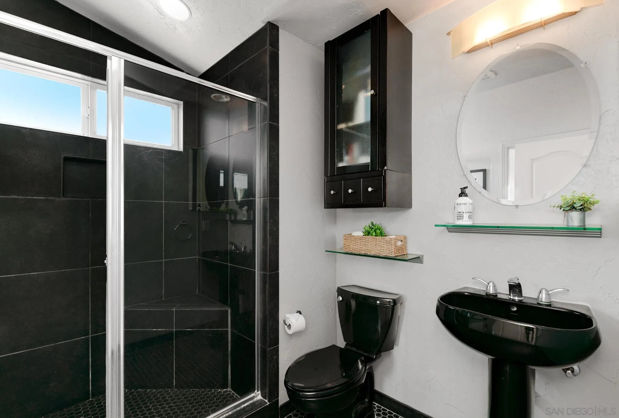https://cdn.realtyfeed.com/cdn/127/260021524/13da913620490170919b067ac6d1c0f8.webp