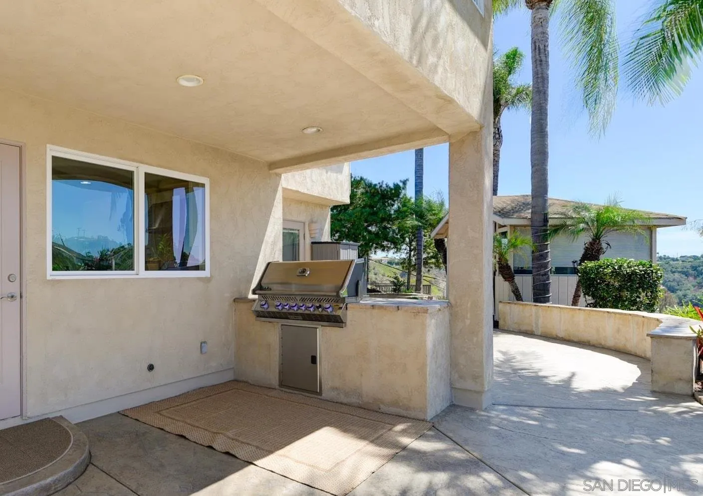 https://cdn.realtyfeed.com/cdn/127/260021524/9b27632623e4491a9952e7f7f31114a8.webp