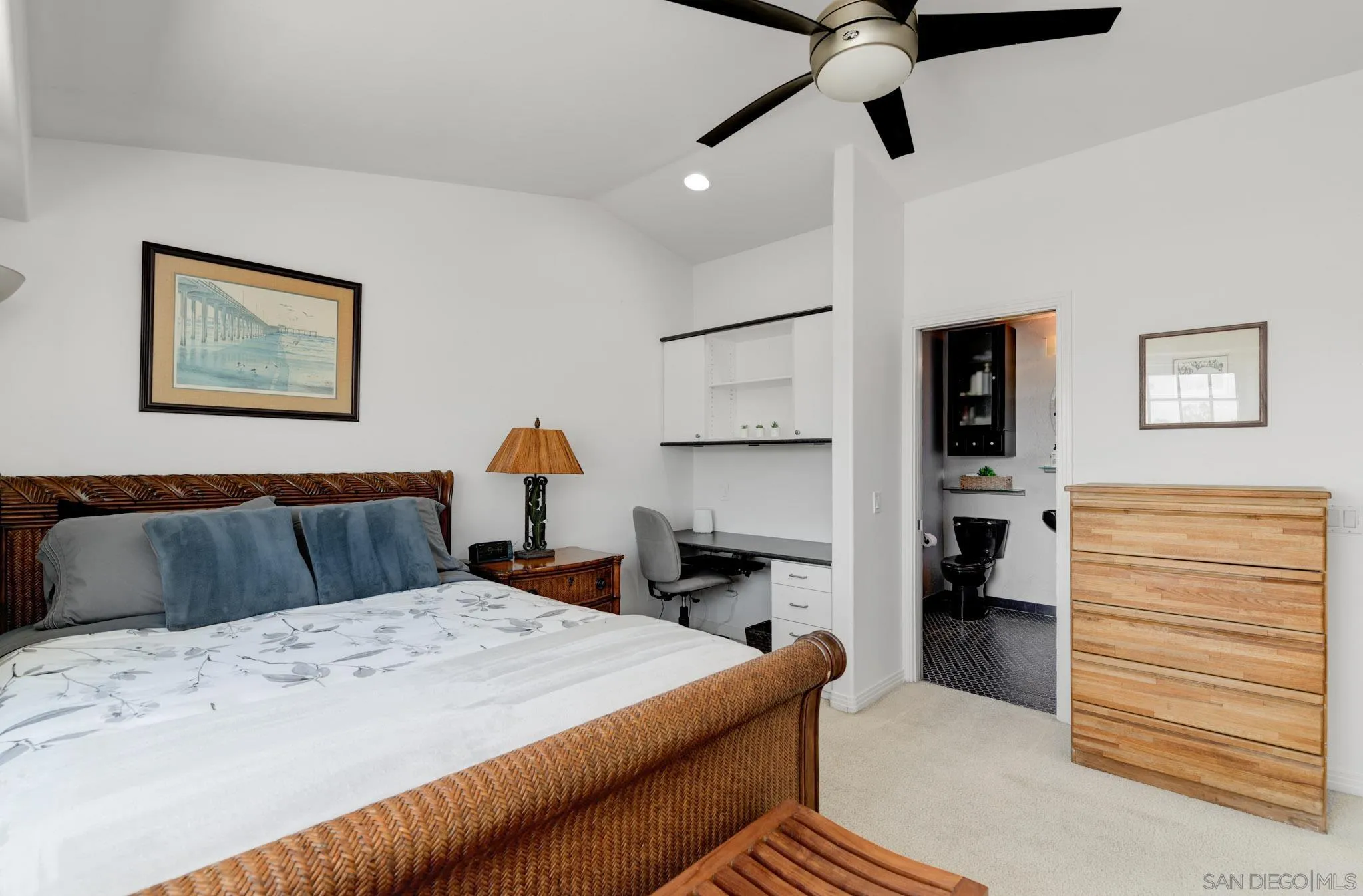 https://cdn.realtyfeed.com/cdn/127/260021524/bb6d501be8d8b27a6f1e4030b8be72a0.webp