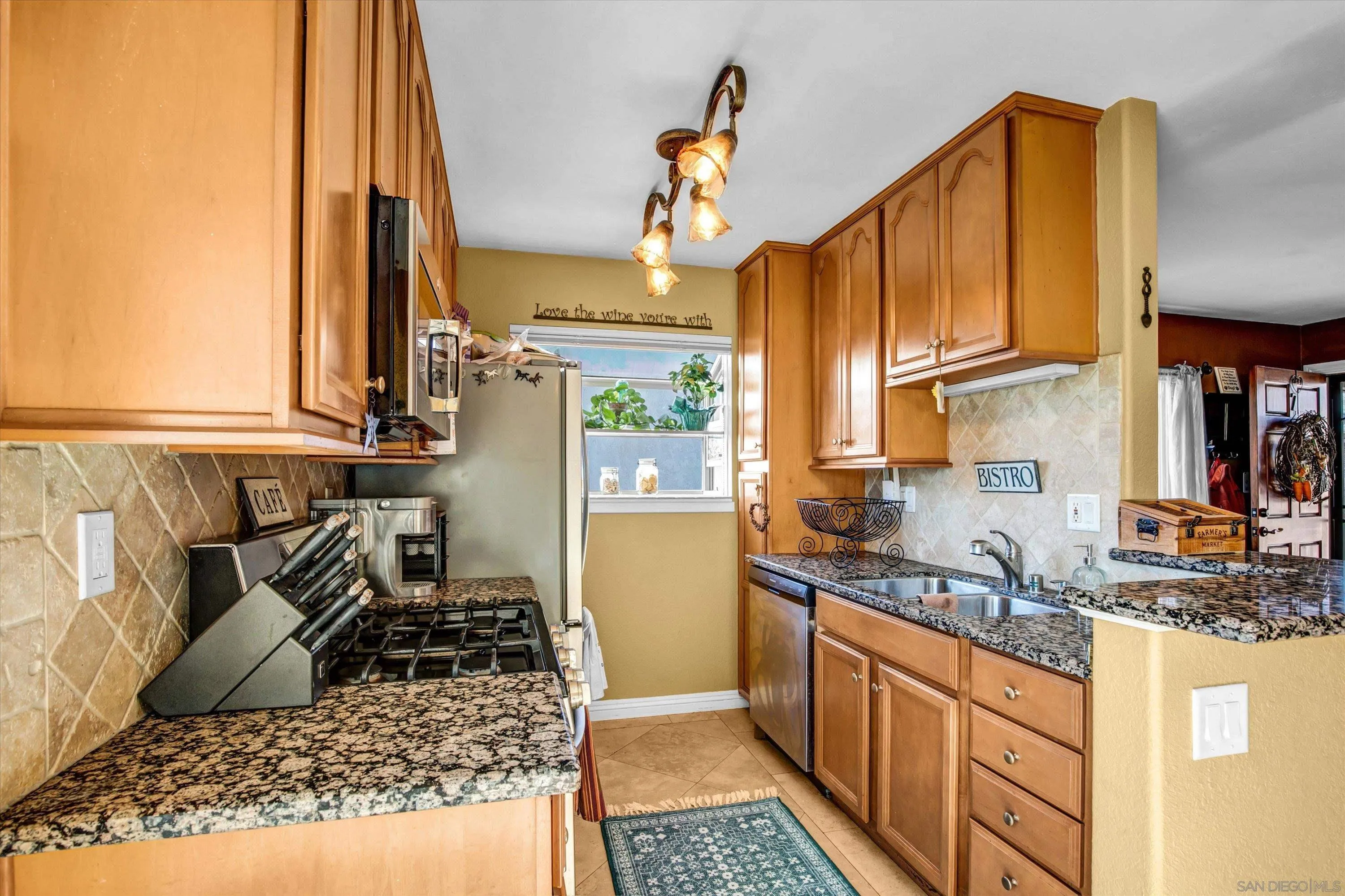https://cdn.realtyfeed.com/cdn/127/260021525/166e9877f8c5fb445316efb3347d7cb6.webp