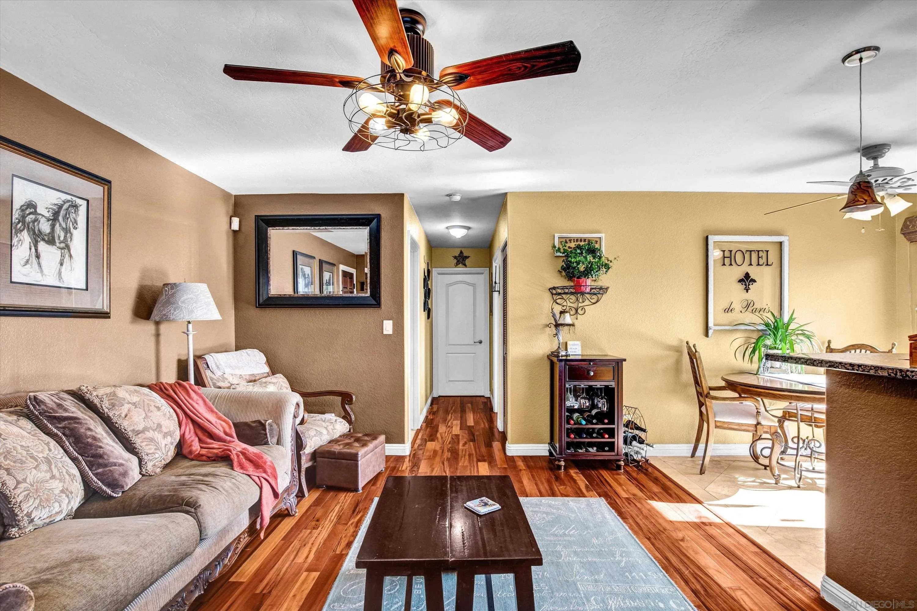 https://cdn.realtyfeed.com/cdn/127/260021525/24c72528f550cbfc0804bde5b34c80f9.webp