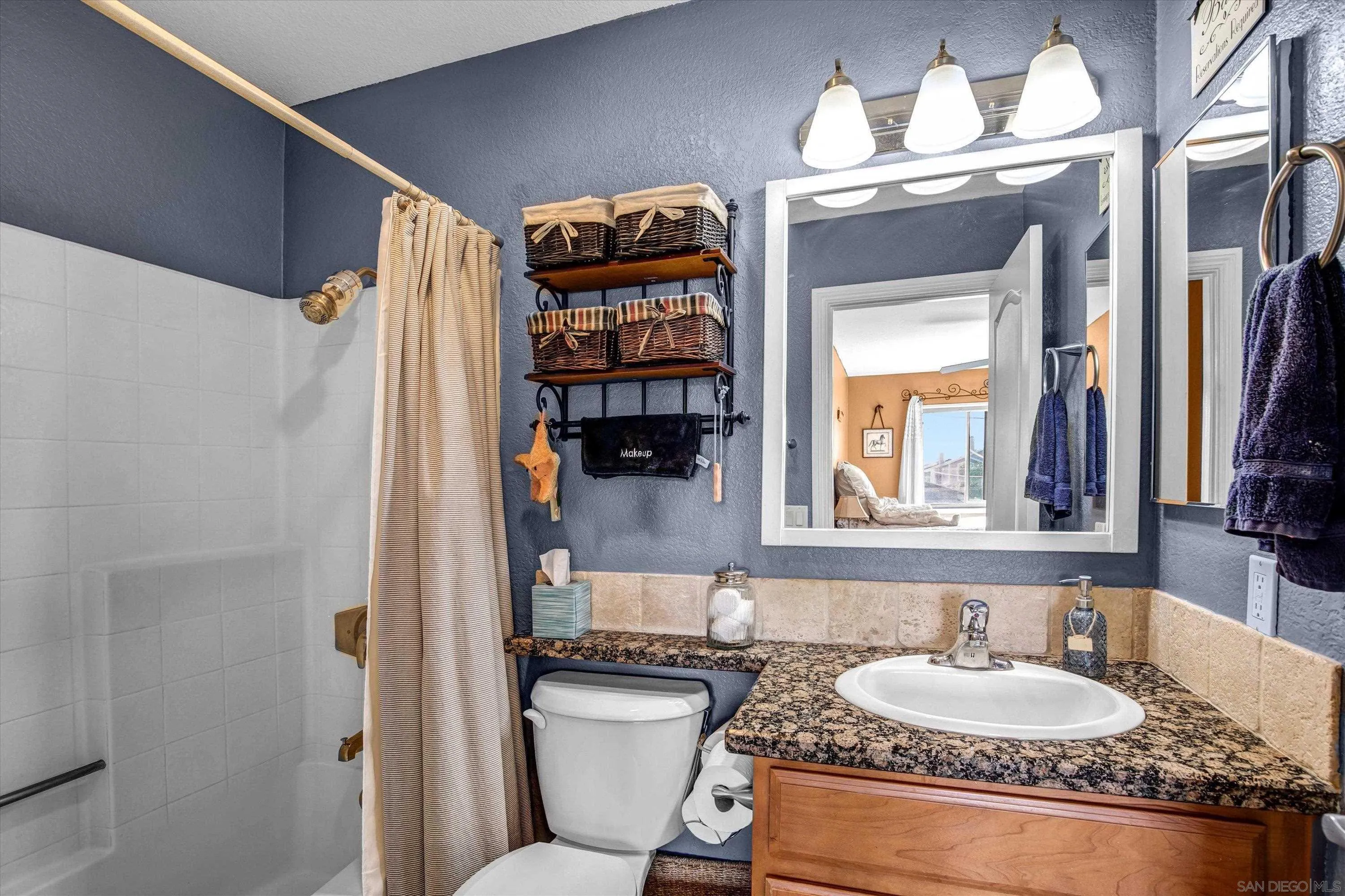 https://cdn.realtyfeed.com/cdn/127/260021525/52f22dc73775f8709c8e654c200f8c84.webp