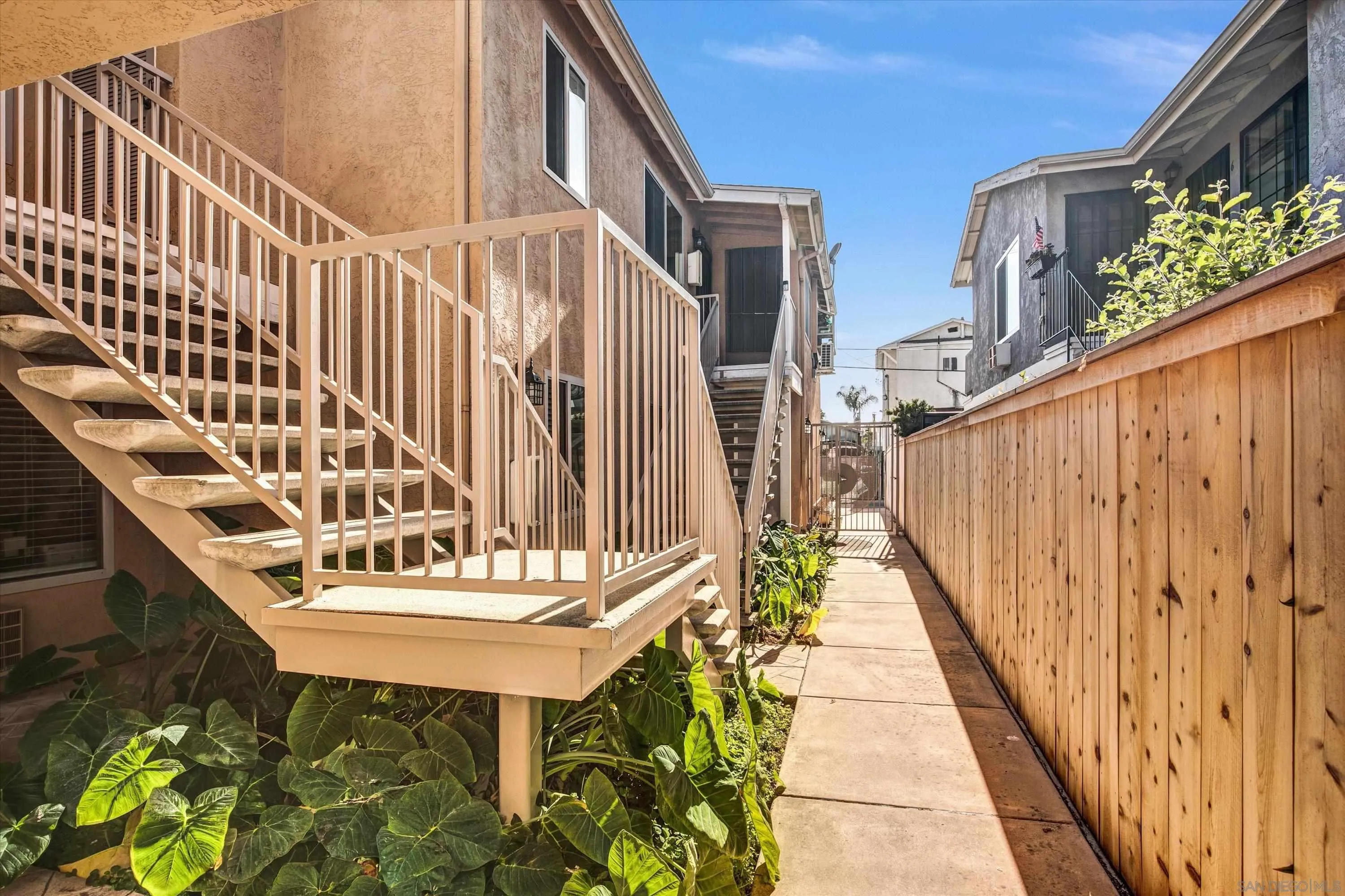 https://cdn.realtyfeed.com/cdn/127/260021525/5d541e8eb63caef6f325bc63548ab70a.webp