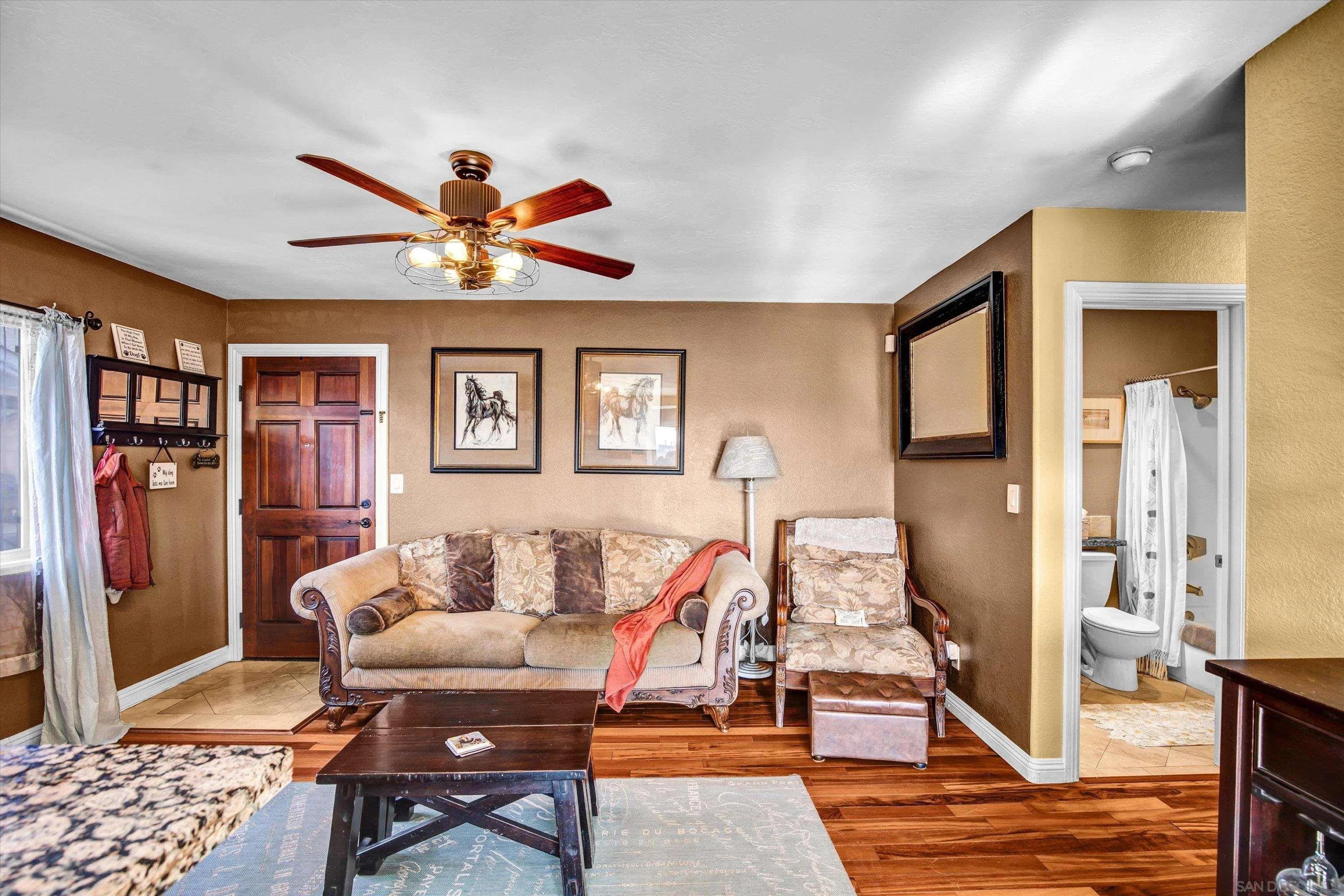 https://cdn.realtyfeed.com/cdn/127/260021525/8db4b3a4701e9c71c15dac3f9853c0b1.webp