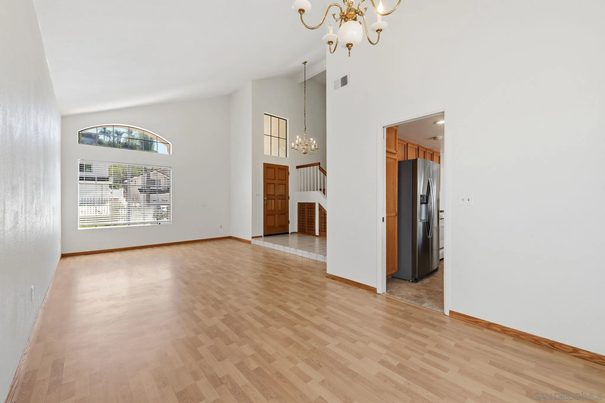 https://cdn.realtyfeed.com/cdn/127/260021528/13fc6c552d57c9f599eeb19c18f99e9d.webp