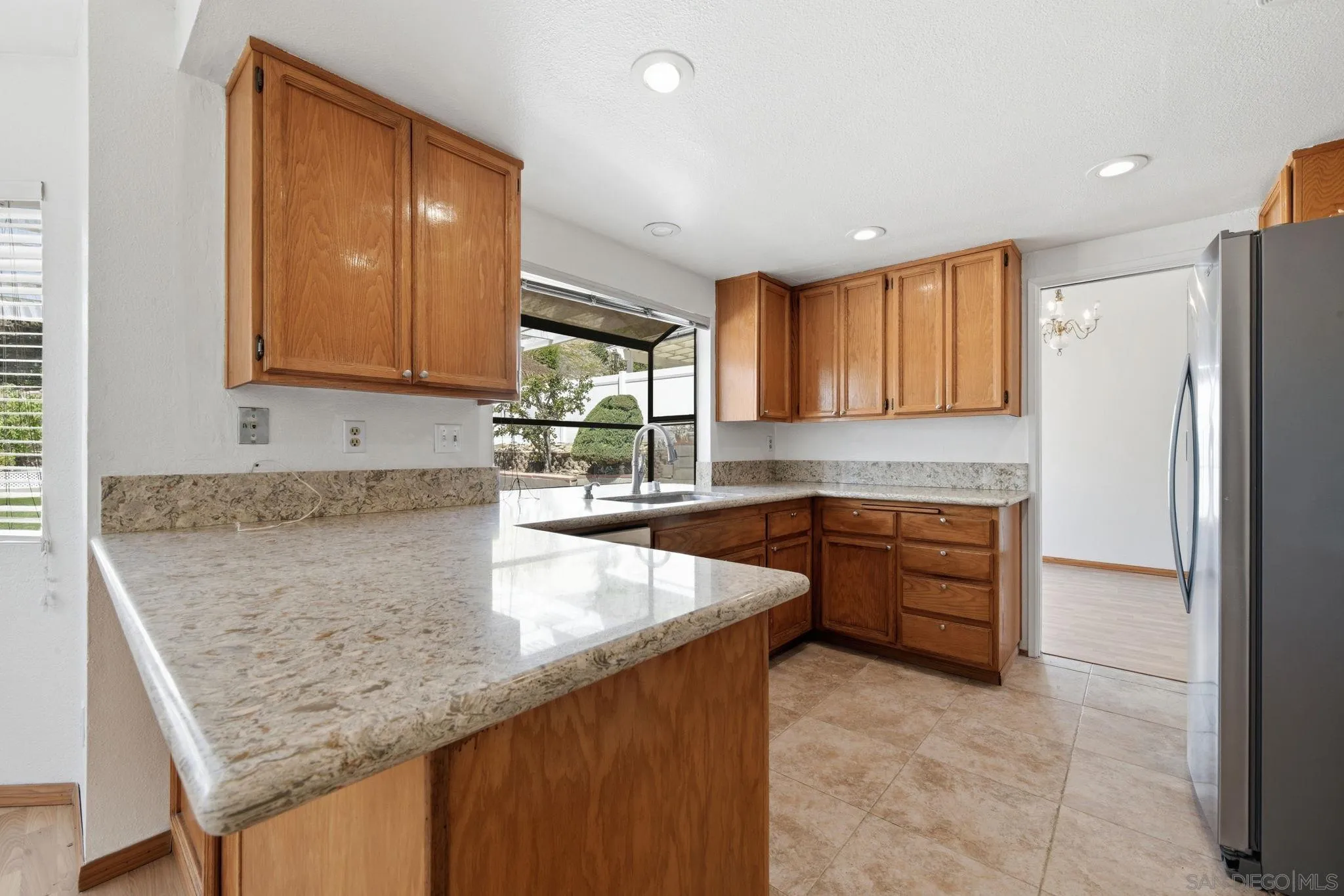 https://cdn.realtyfeed.com/cdn/127/260021528/7d2e5493ec3d2cc8acf060bed0858acb.webp