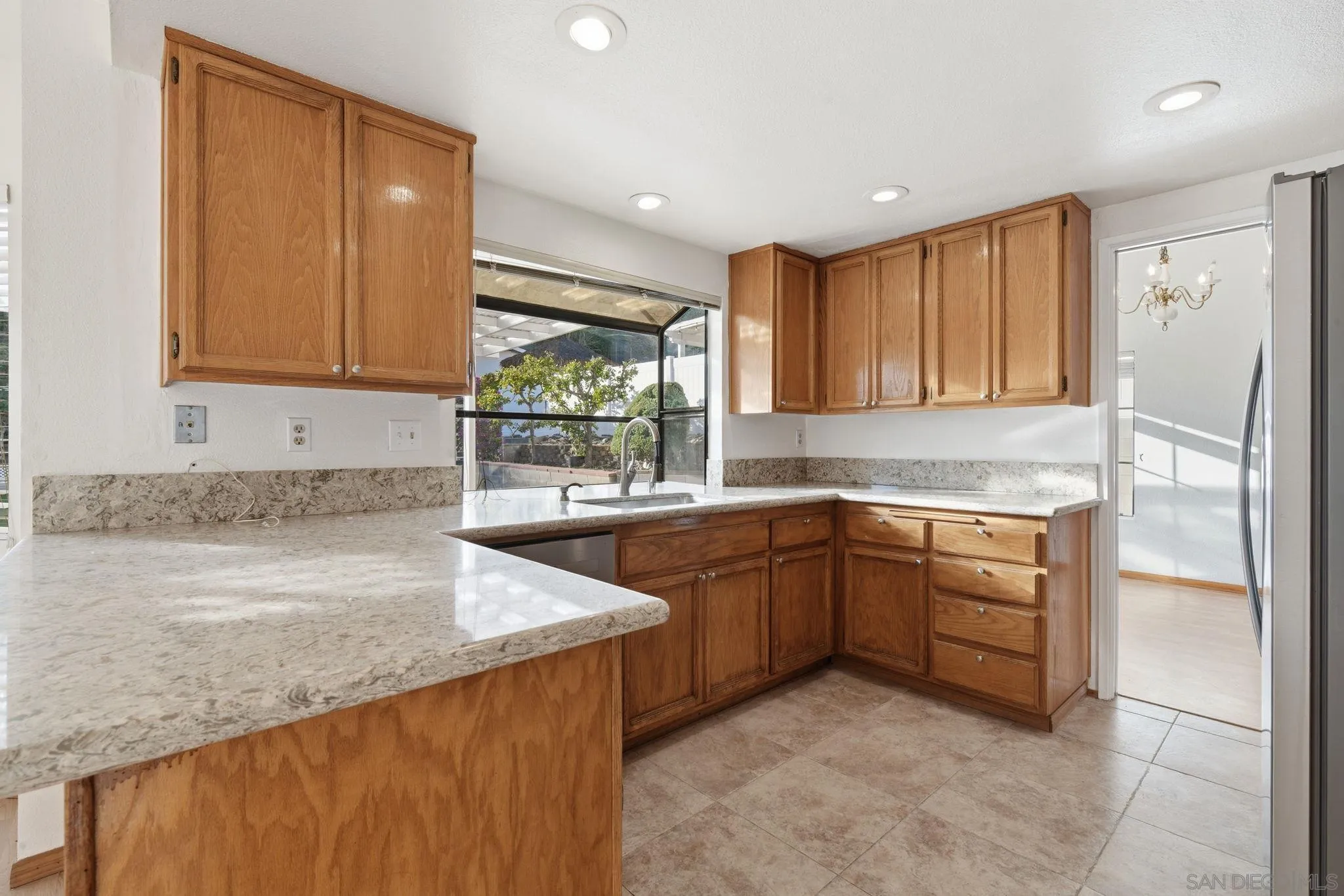 https://cdn.realtyfeed.com/cdn/127/260021528/8e46ad6f332b8f04bf44f5fdd13754fe.webp