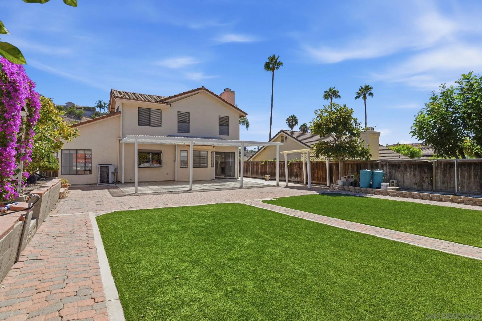 https://cdn.realtyfeed.com/cdn/127/260021528/fa8b0fc93c15cbf7aa5b8fe49b8f795e.webp