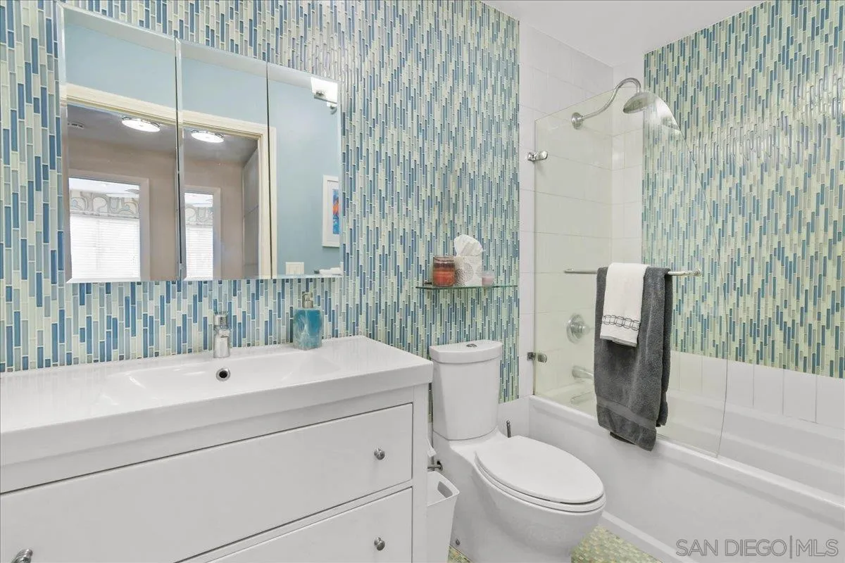https://cdn.realtyfeed.com/cdn/127/260021532/1a15864bf48ae9ef5f90784b5963e942.webp