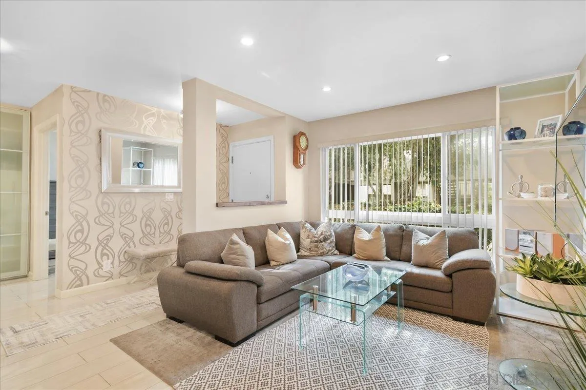 13754 Mango Dr Unit 123, Del Mar, CA 92014 - Photo 4 of 12, Del Mar, CA